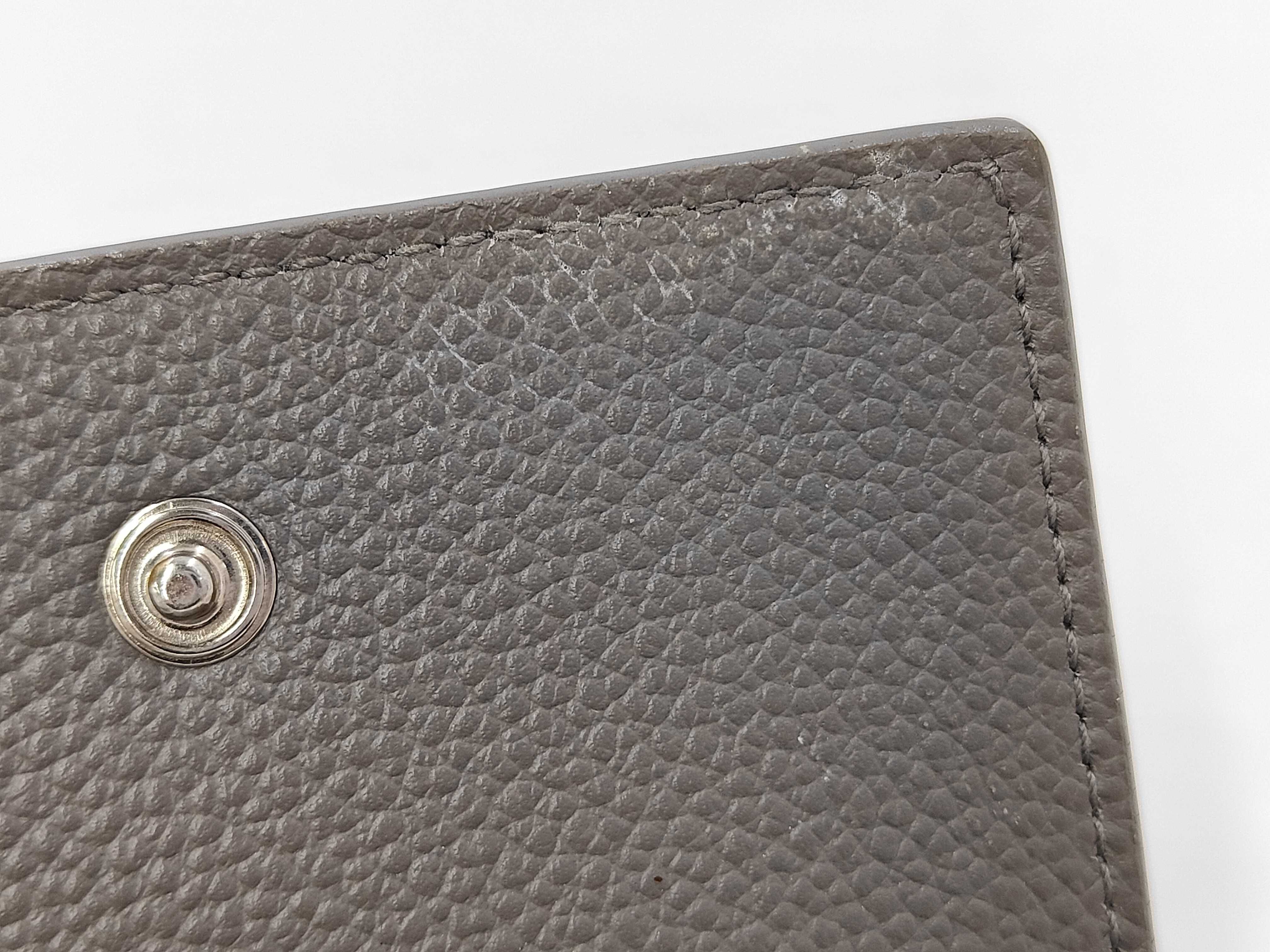 Tiny Wallet Tri-fold Leather Wallet Greige — view 5