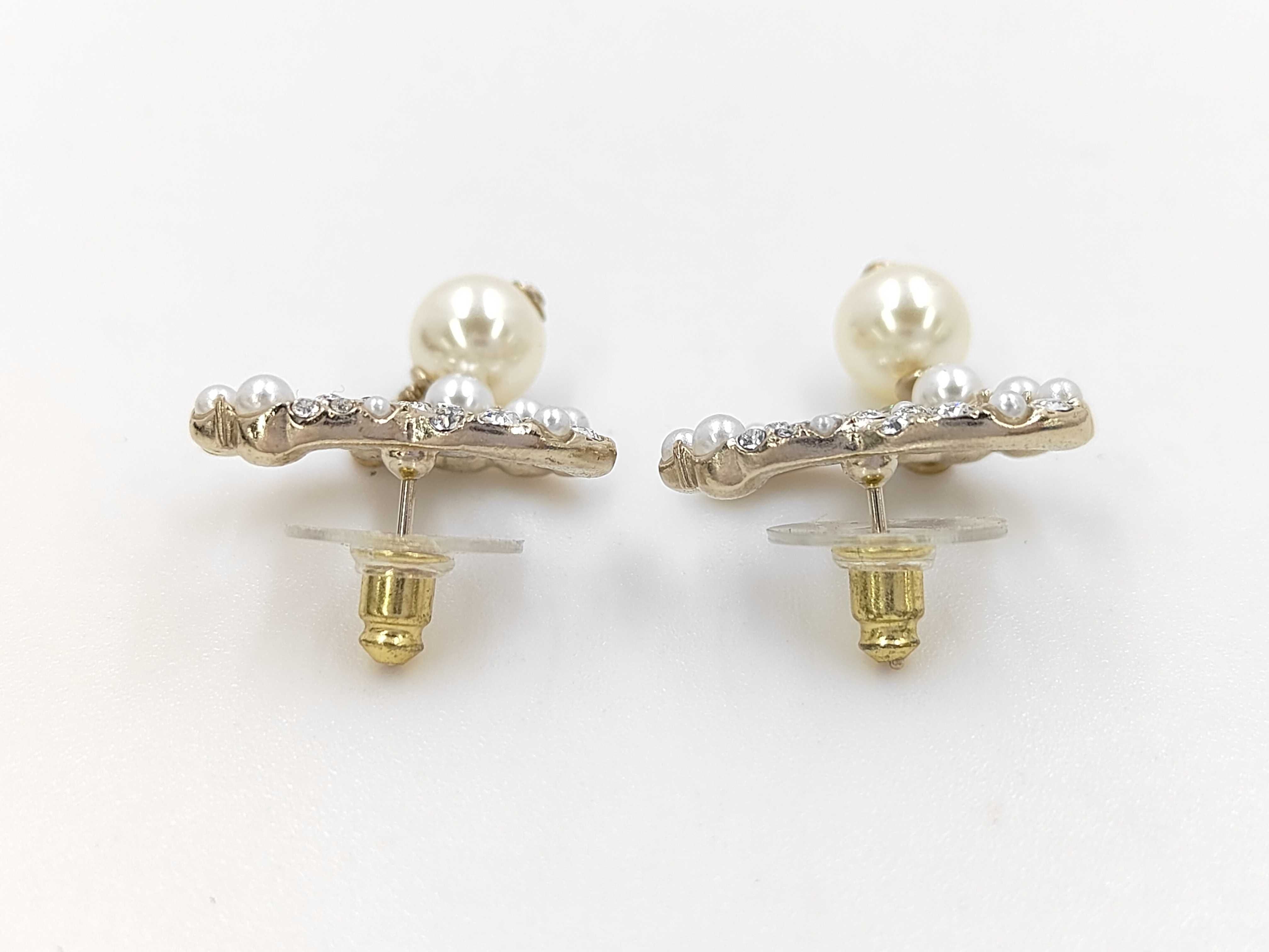 earrings — view 2