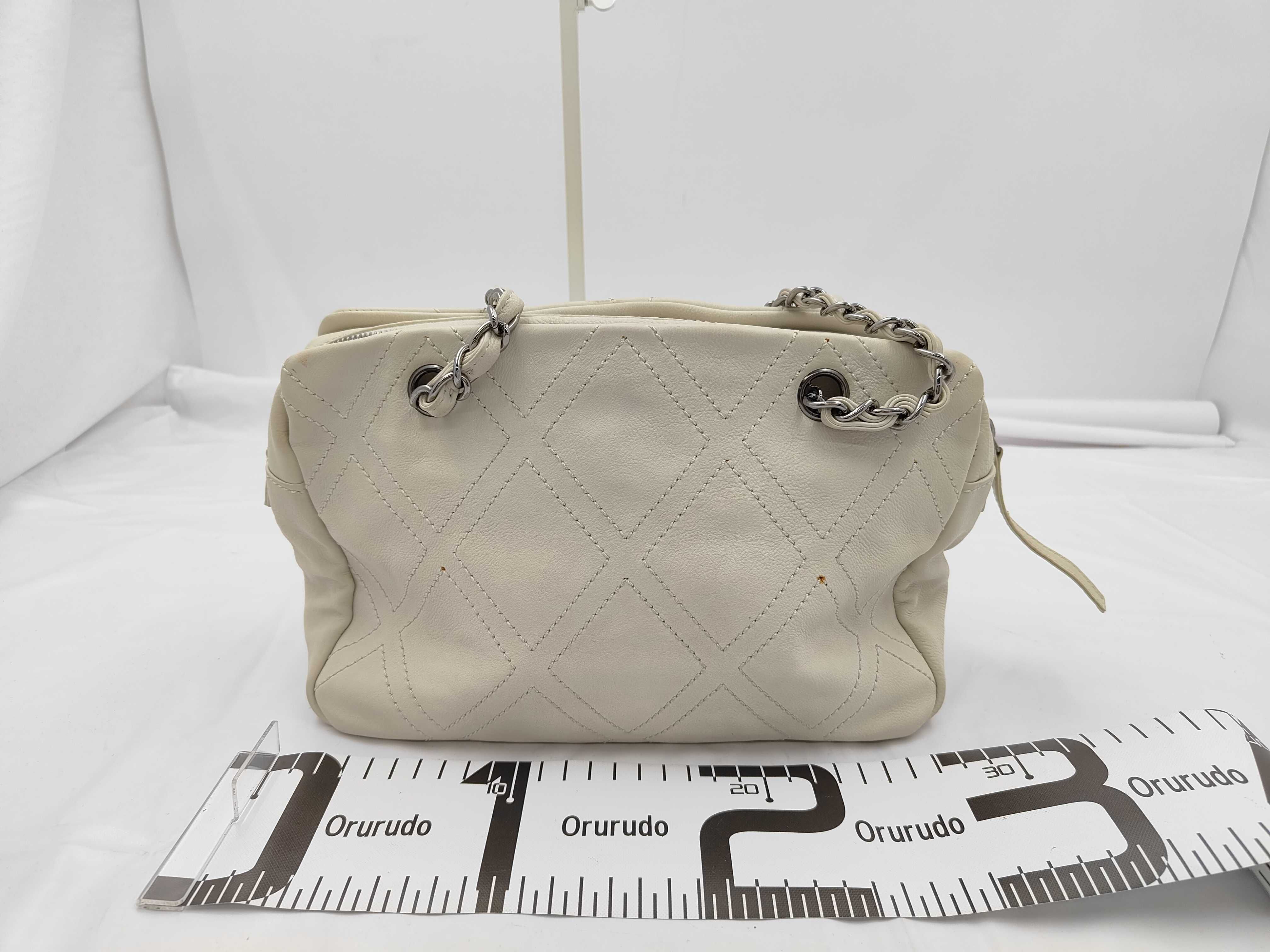 Coco Mark Diamond Stitch Chain Shoulder Bag — view 2