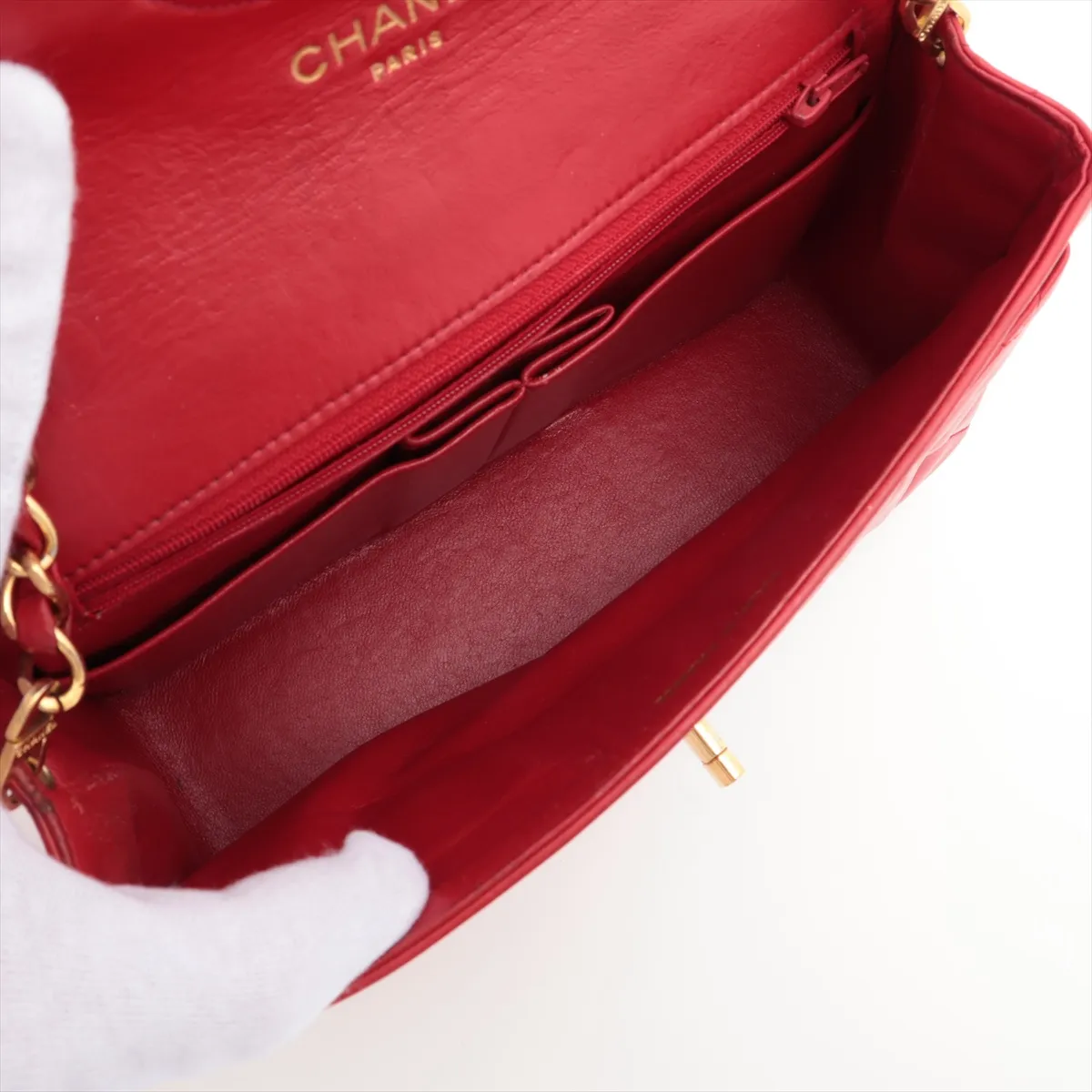 Matelasse Lambskin Single Flap Single Chain Bag Red Gold Hardware — view 6