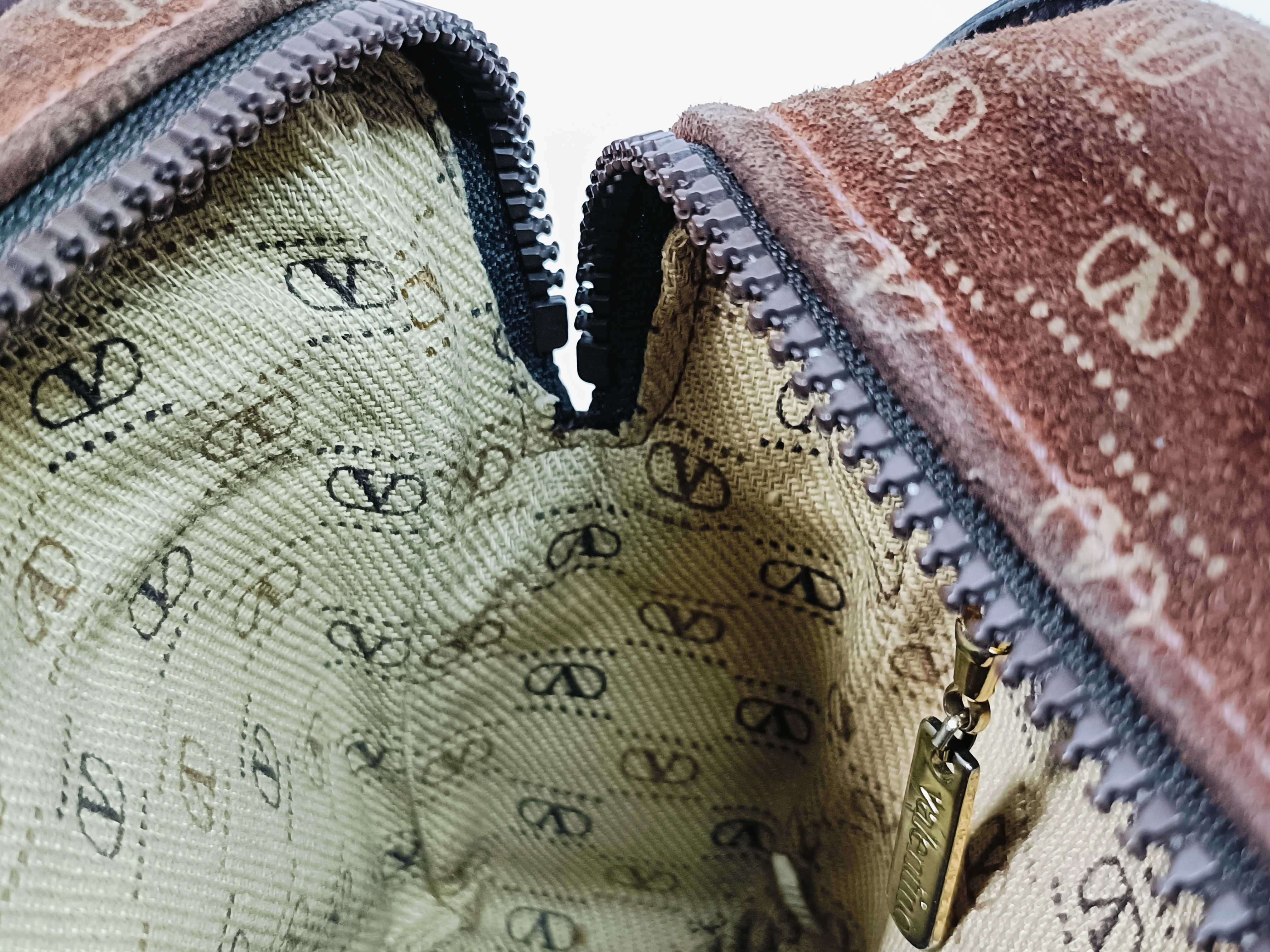 Shoulder Bag — view 10