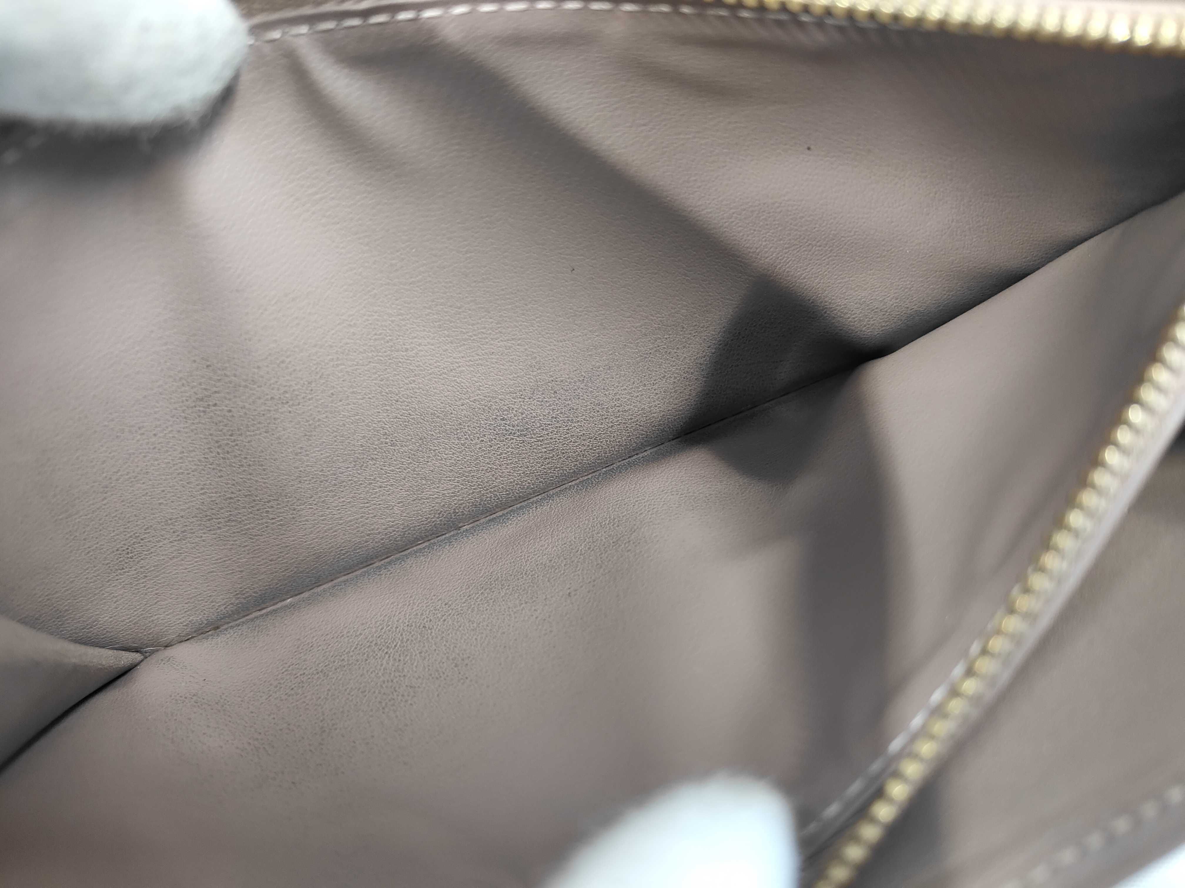 LV Long Wallet Gold Wallet — view 11