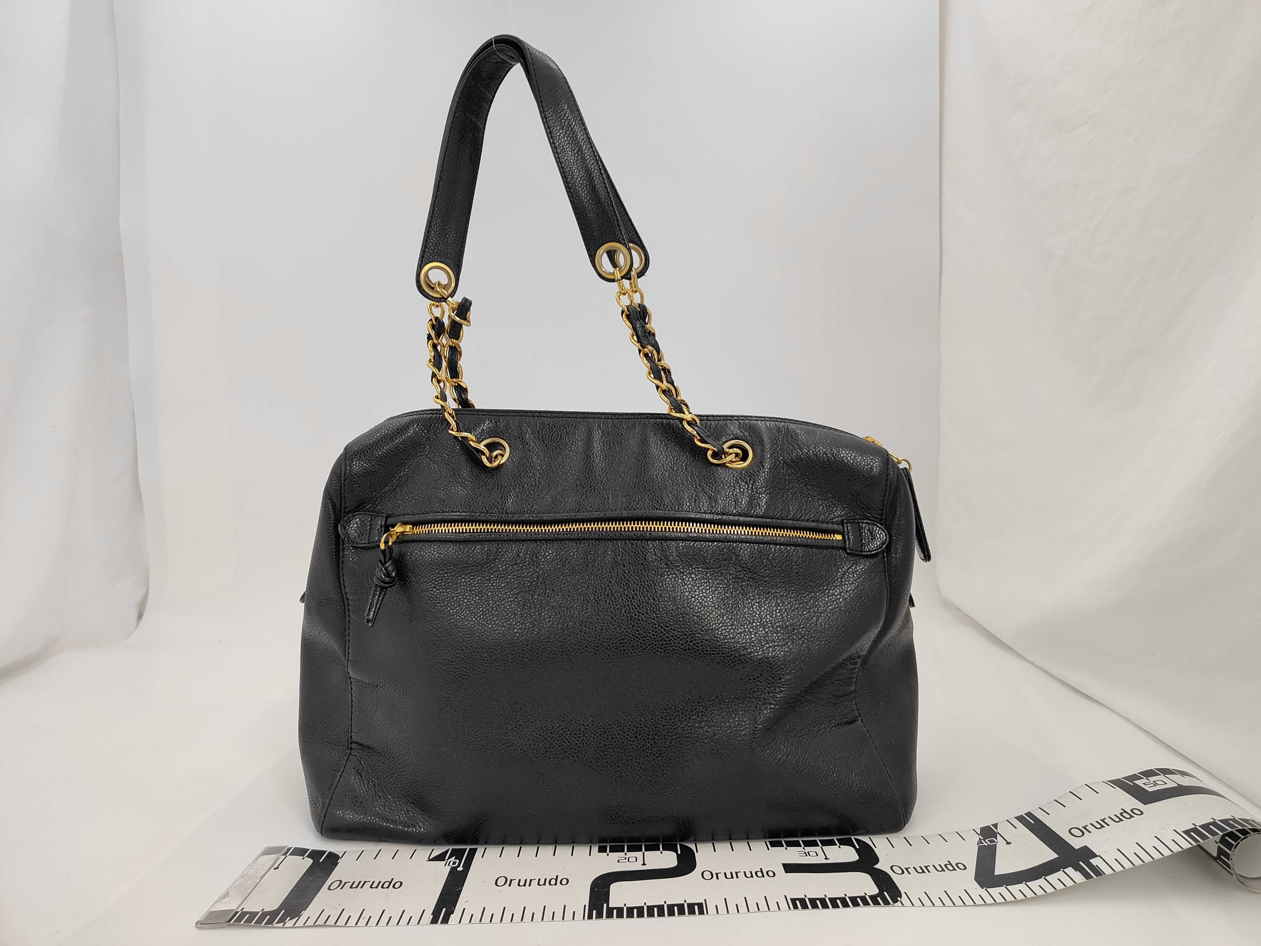 Caviar Skin Chain Shoulder Bag — view 2