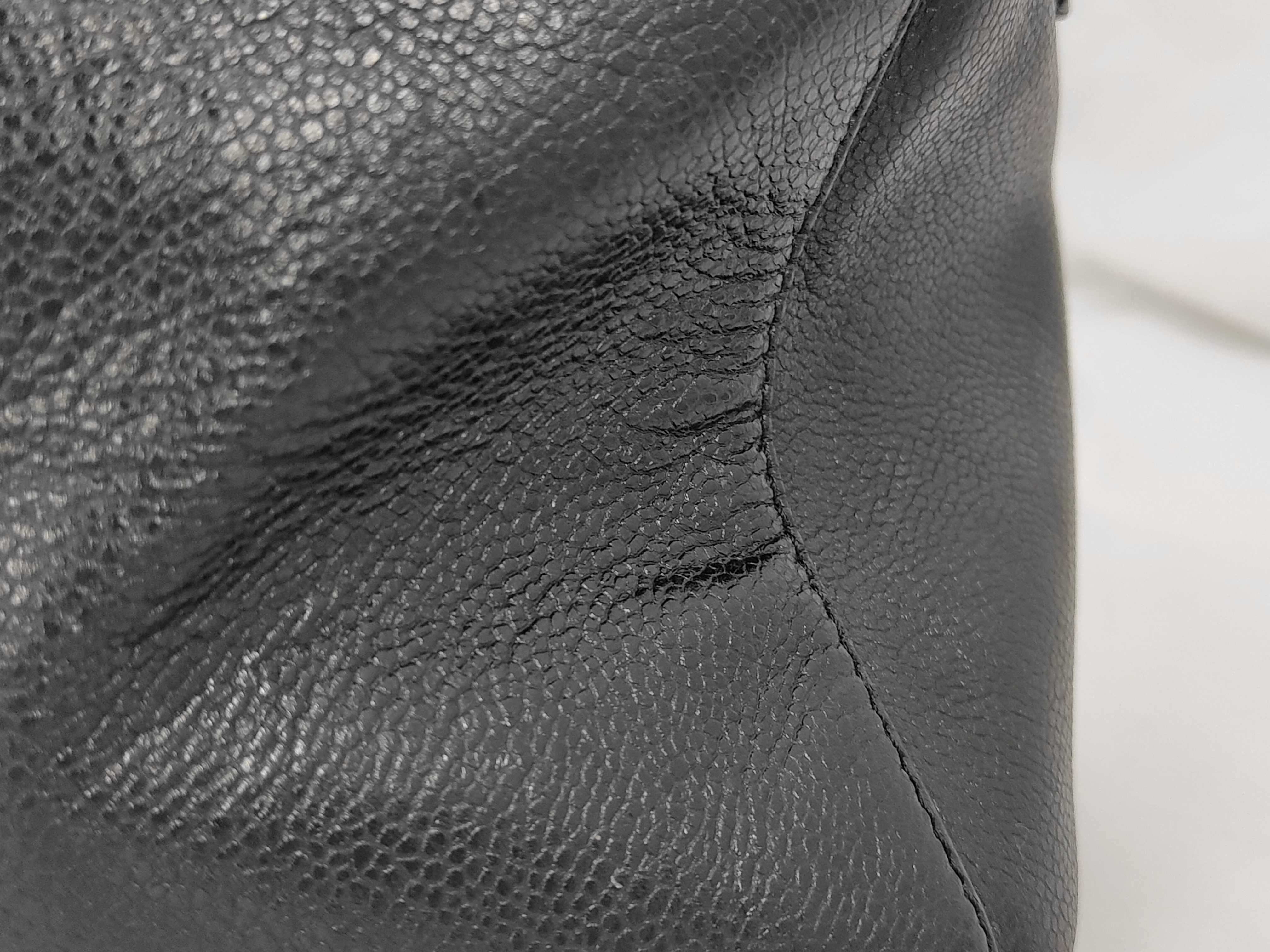 Caviar Skin Chain Shoulder Bag — view 4