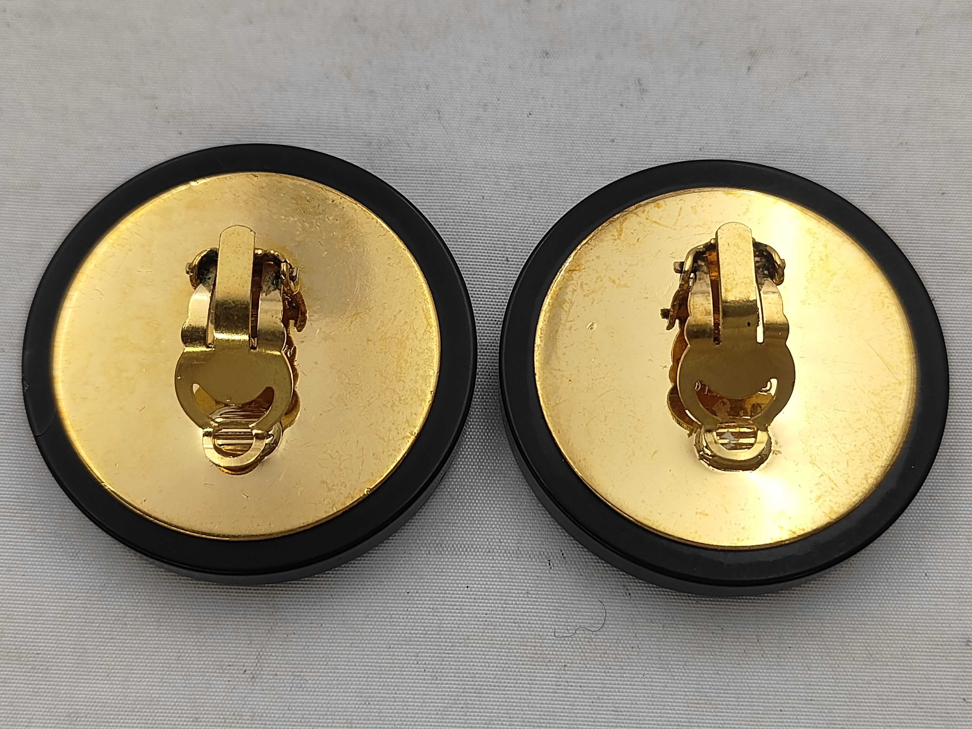 Coco Mark Round Earrings, Black x Gold, Size 29 — view 2