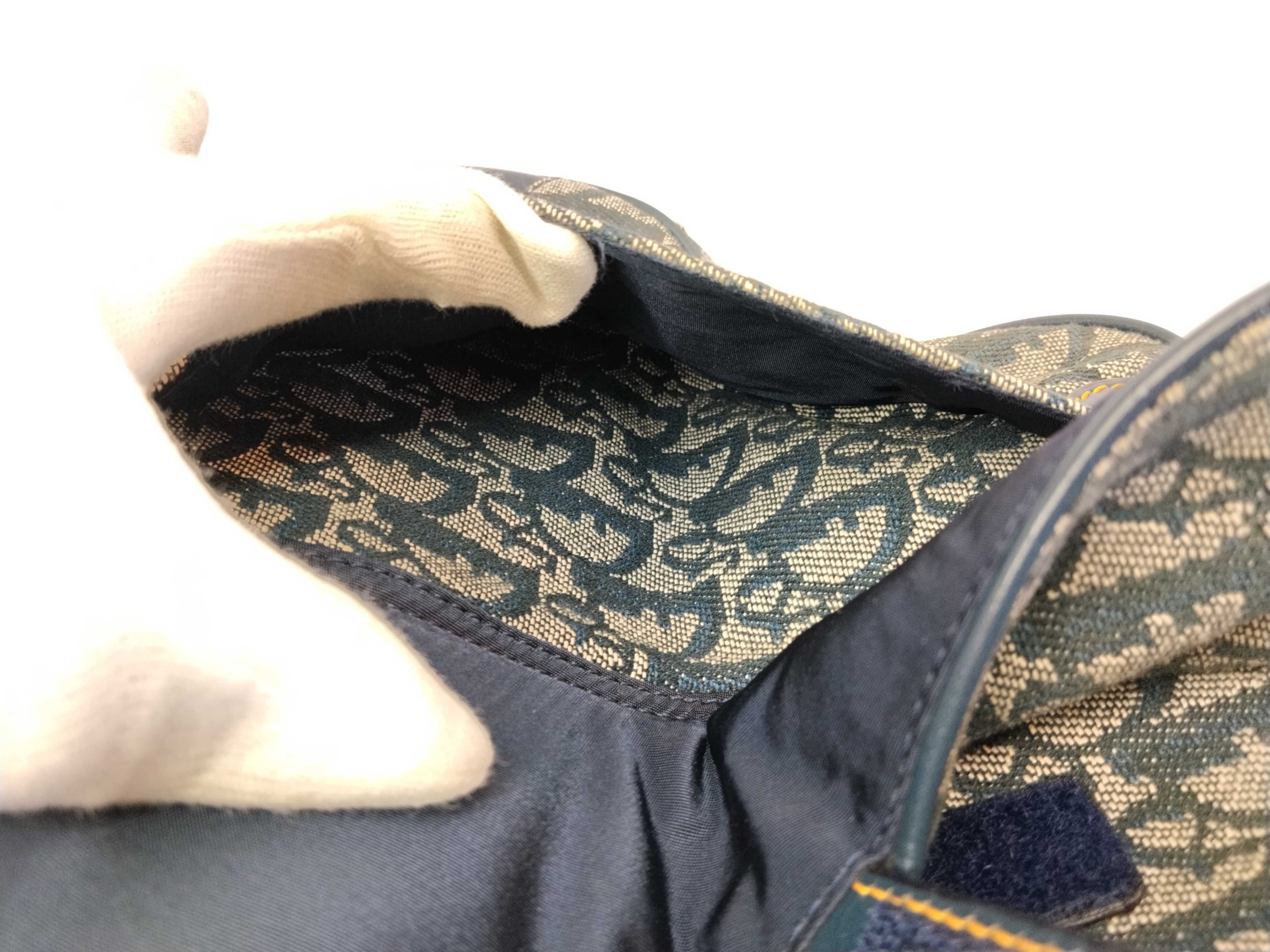 Trotter Saddle Bowler Blue Handbag — view 15