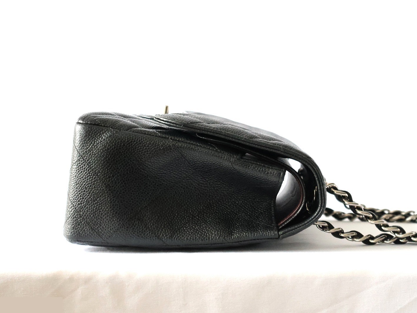 Caviar leather large matelassé bag, size 30, double flap, double chain, black. — view 7