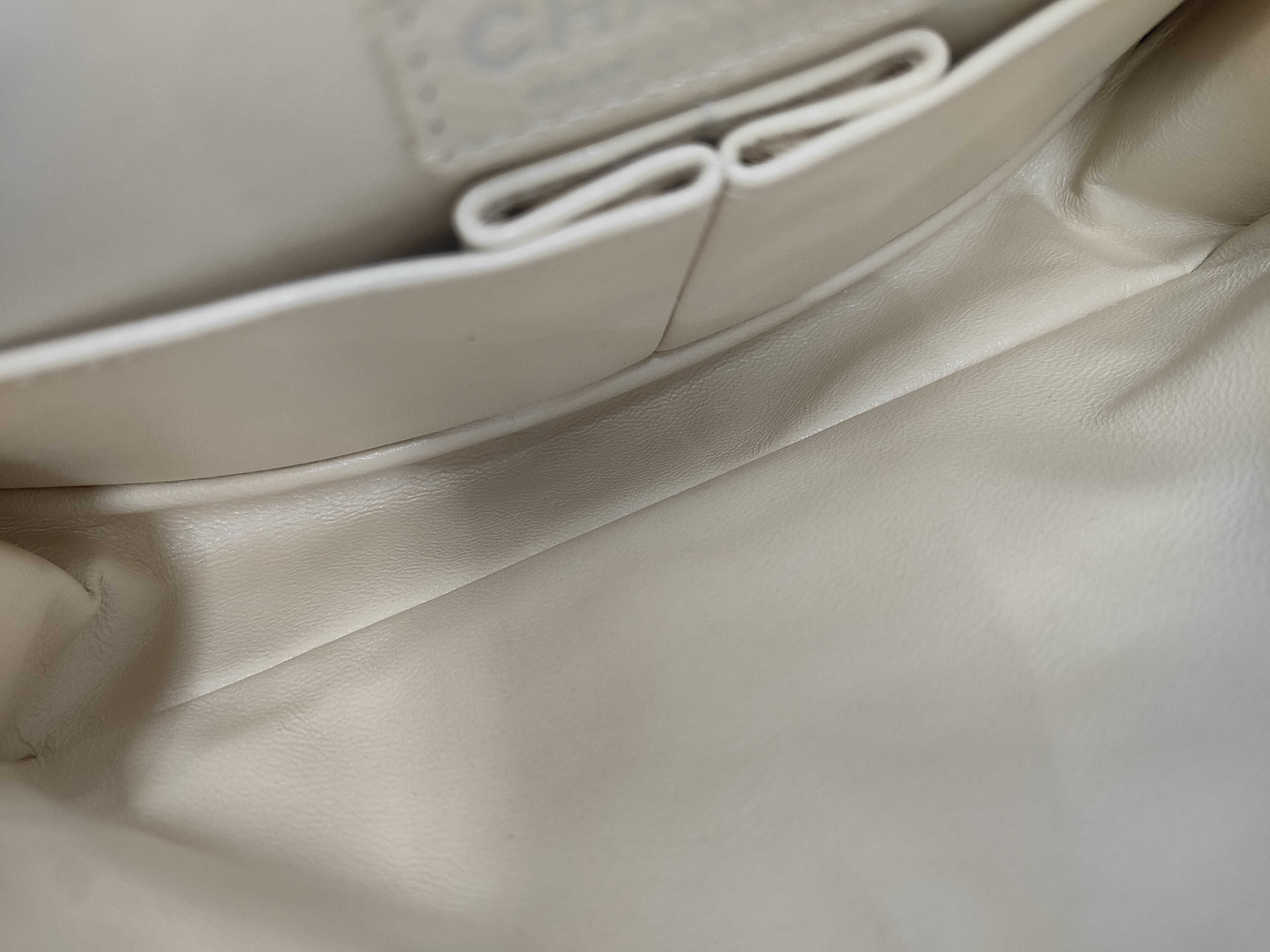Lucky Charm Double Flap 2.55 Hardware Chain Shoulder Bag — view 8