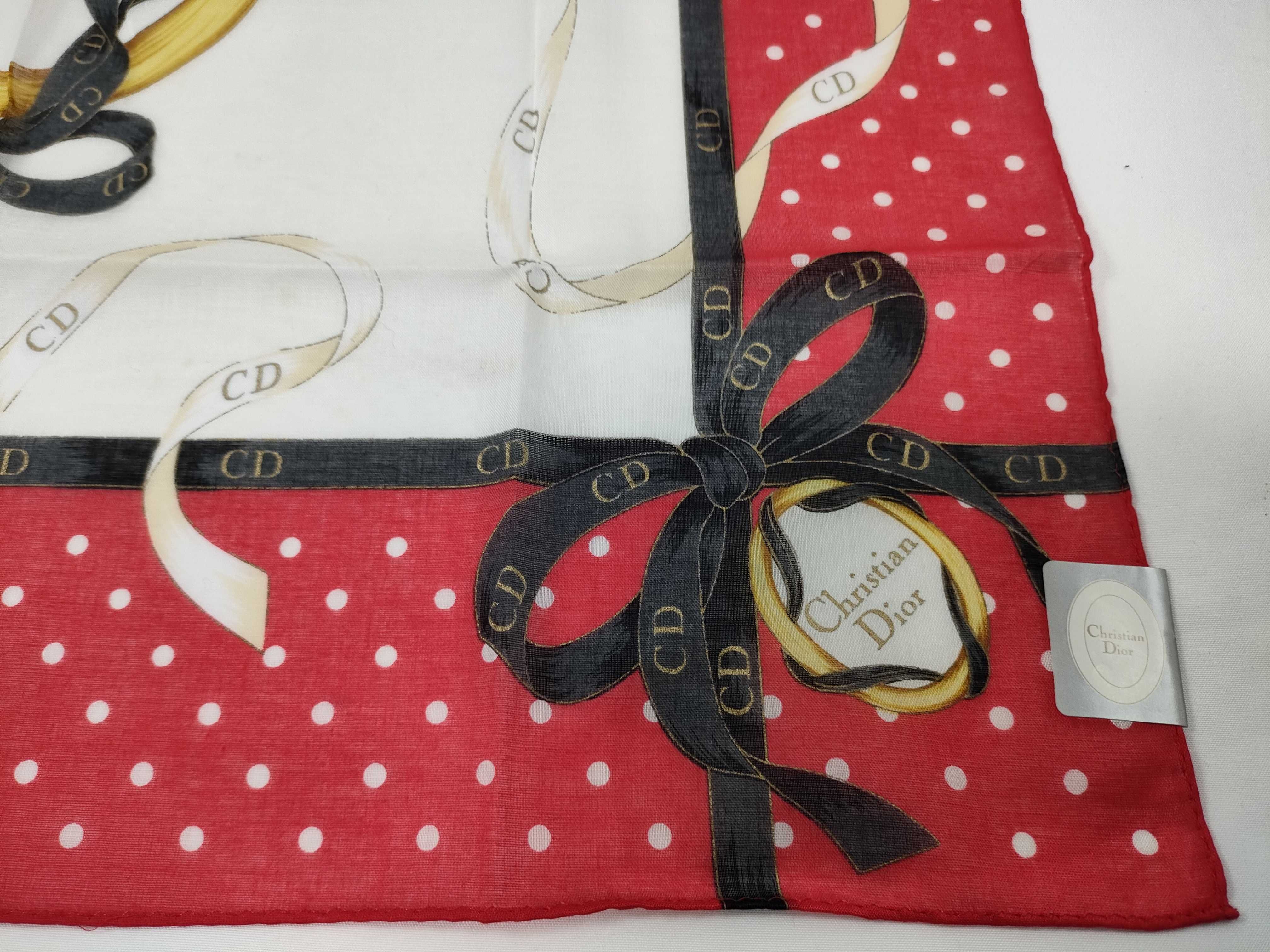 handkerchief scarf with sticker, CD logo, emblem, ribbon, polka dots, and other accessories. — view 7