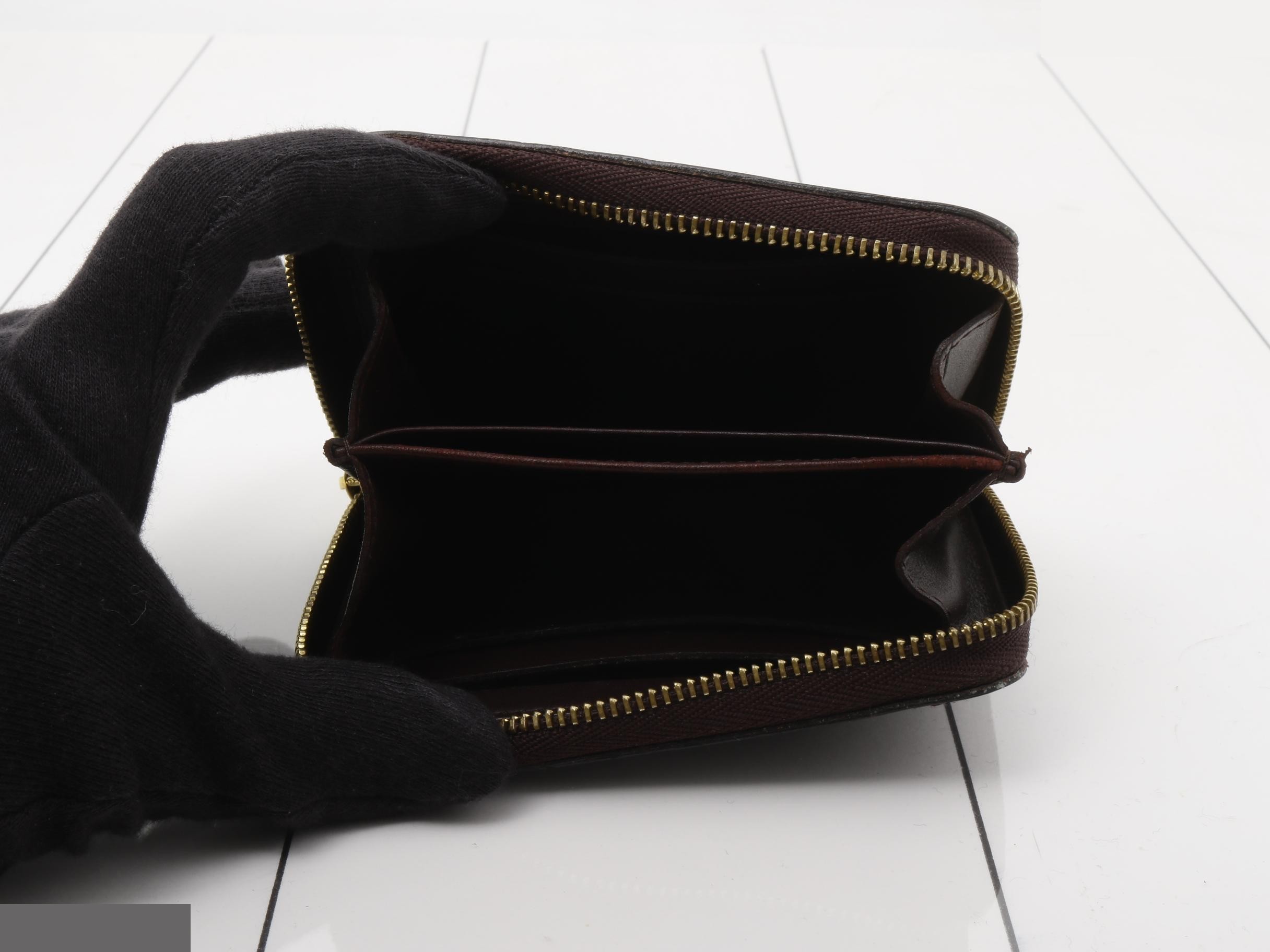 M93607 Zippy Coin Purse Noir — view 4