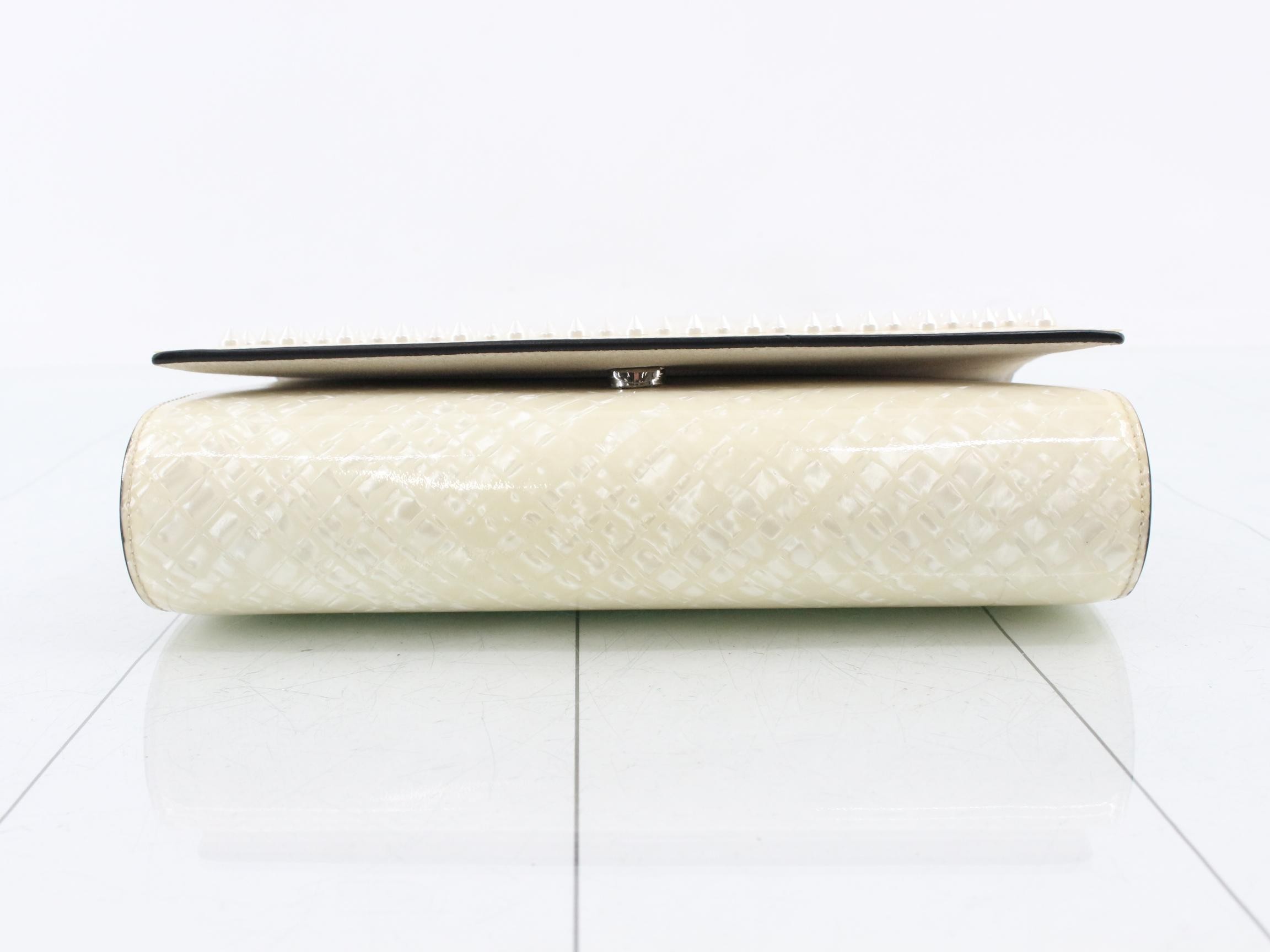 Other lines: Bags and Wallets — view 3
