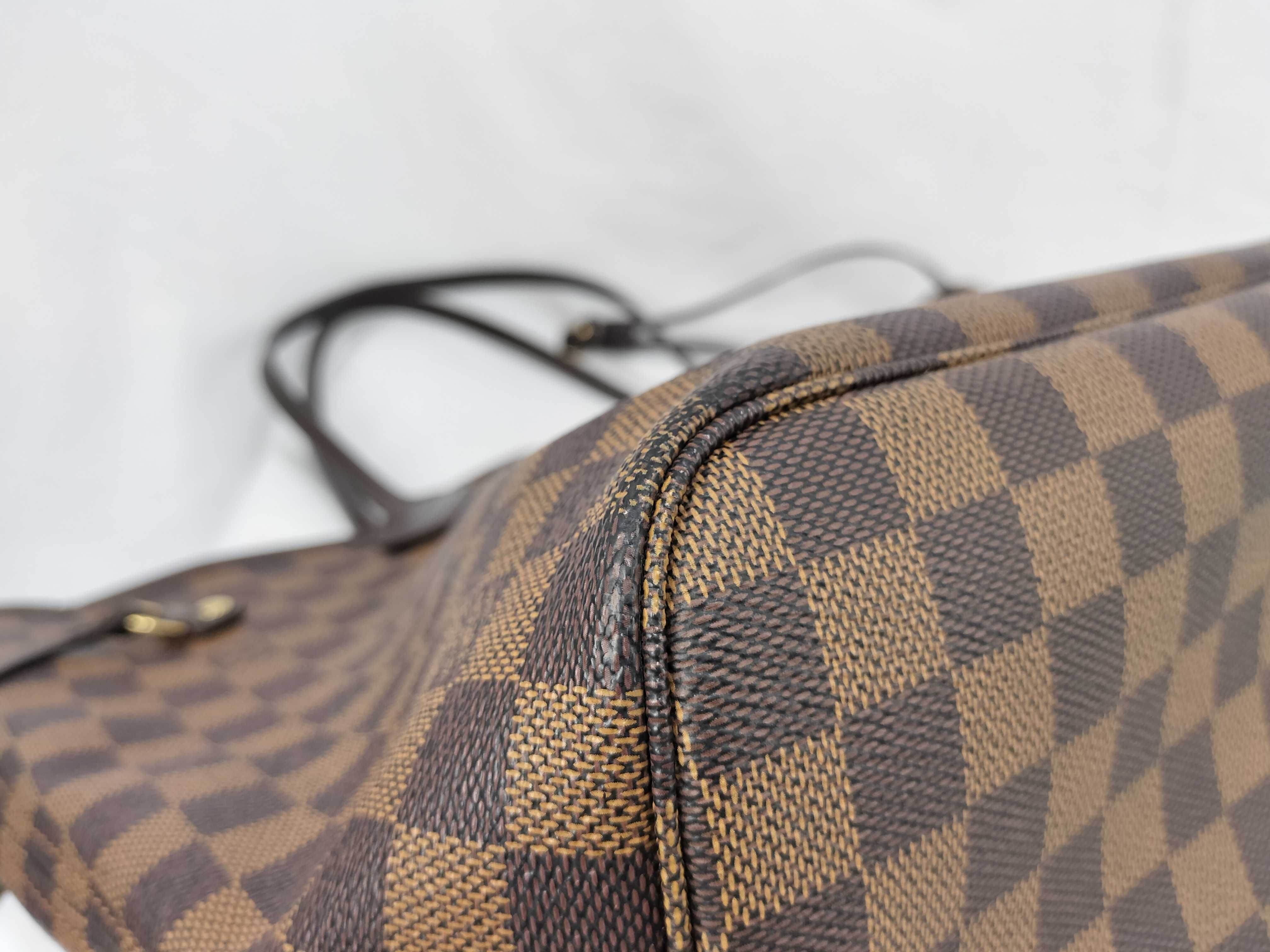 Damier Neverfull MM Tote Bag N51105 — view 6