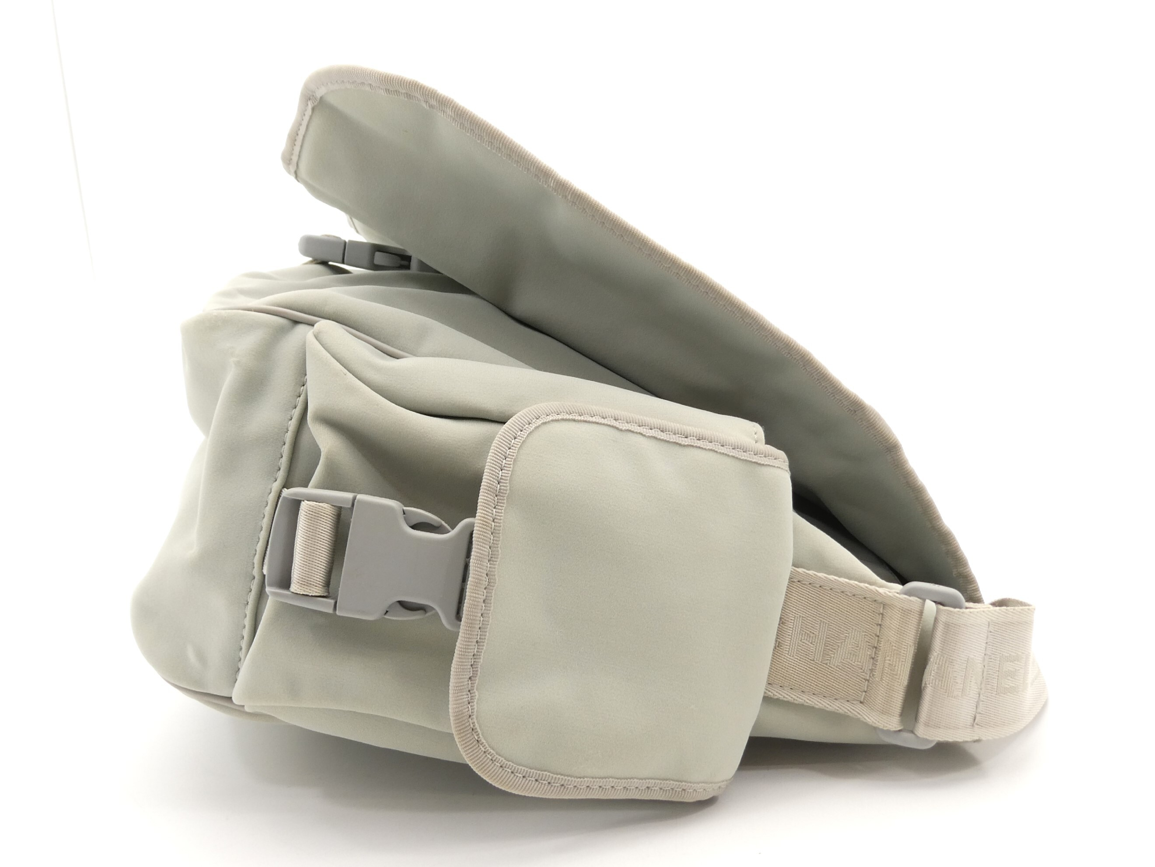 Sport Chocolate Bar Coco Mark Shoulder Bag — view 4