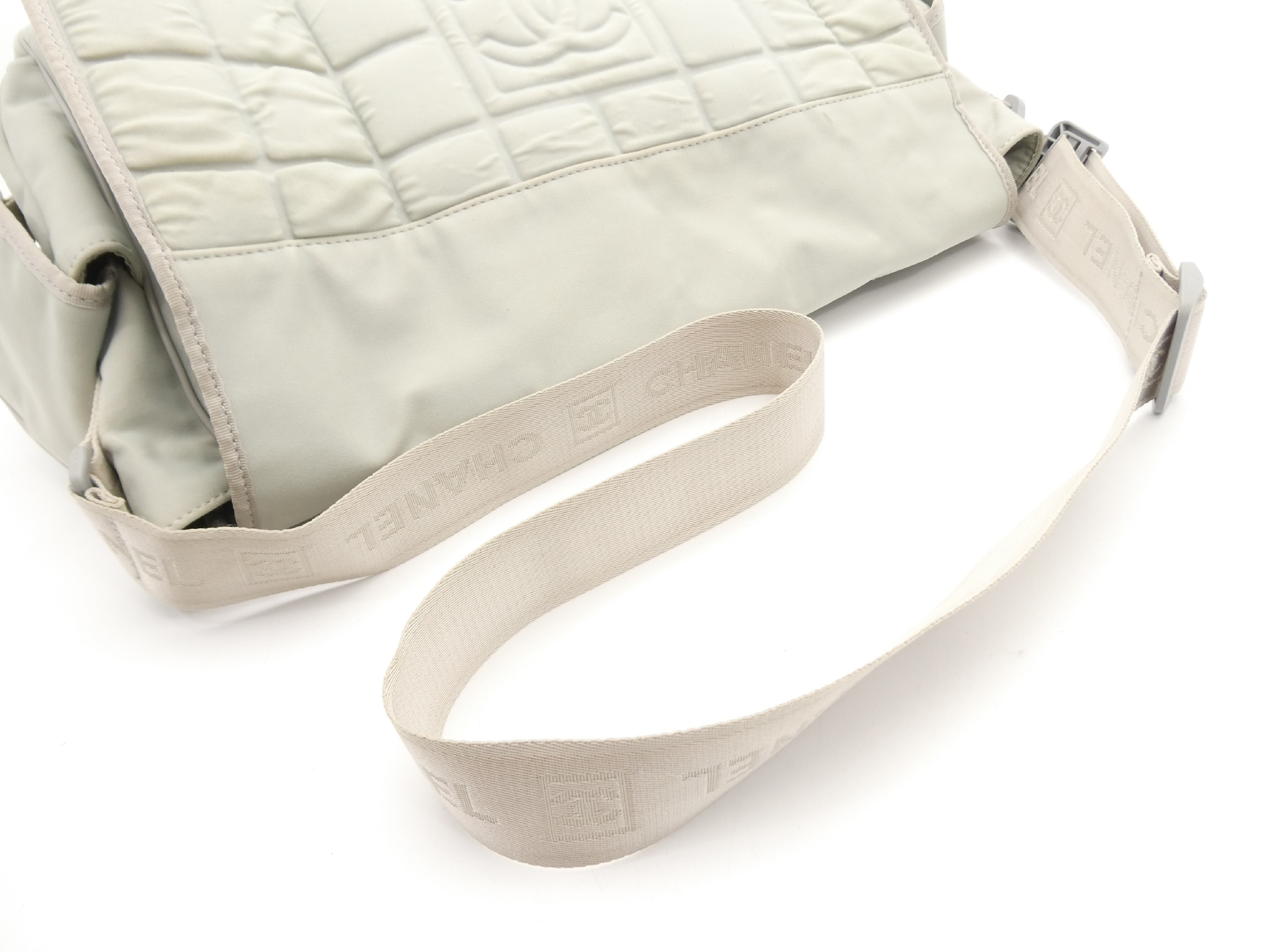 Sport Chocolate Bar Coco Mark Shoulder Bag — view 6