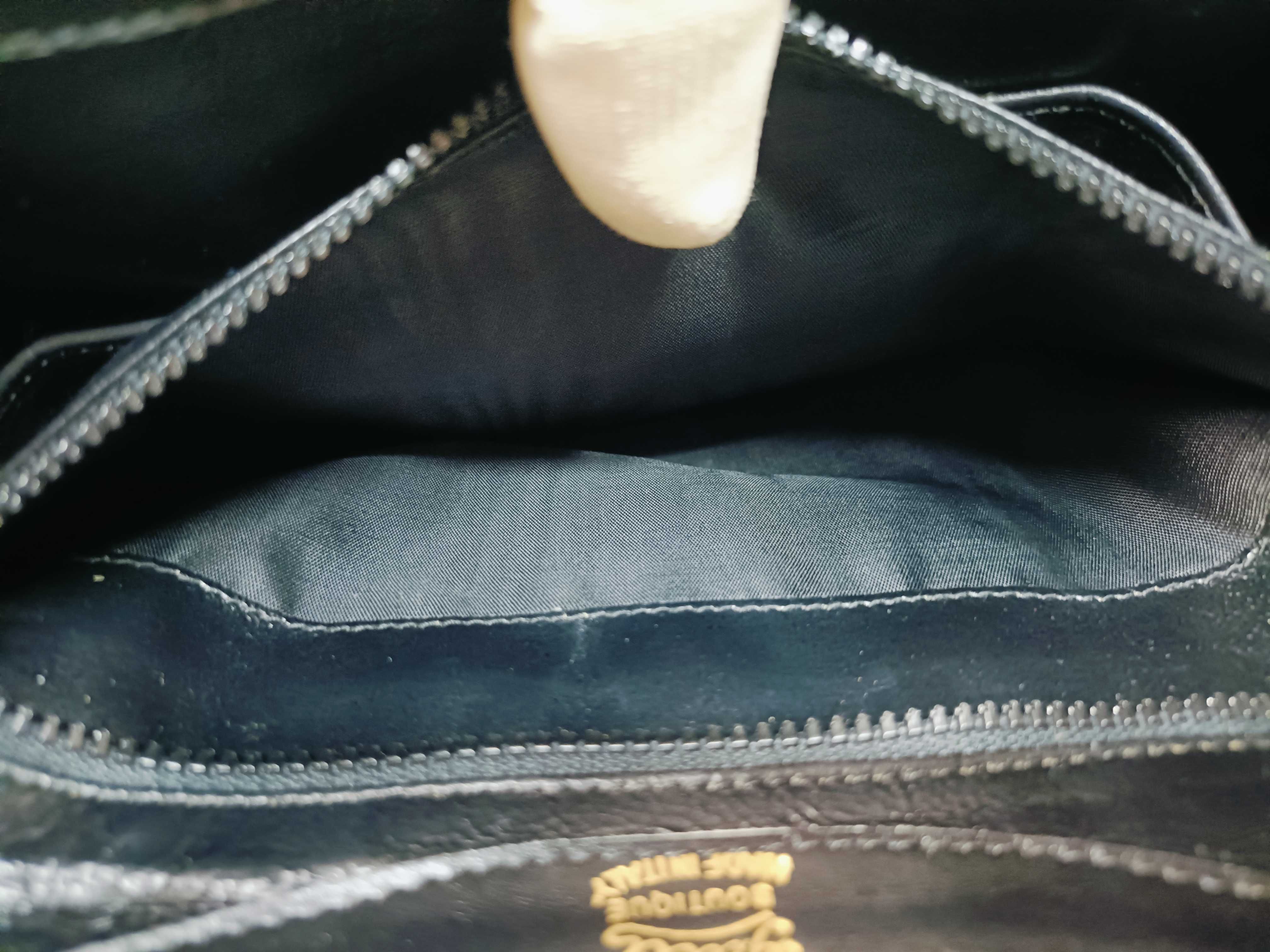 Old Black Shoulder Bag — view 13