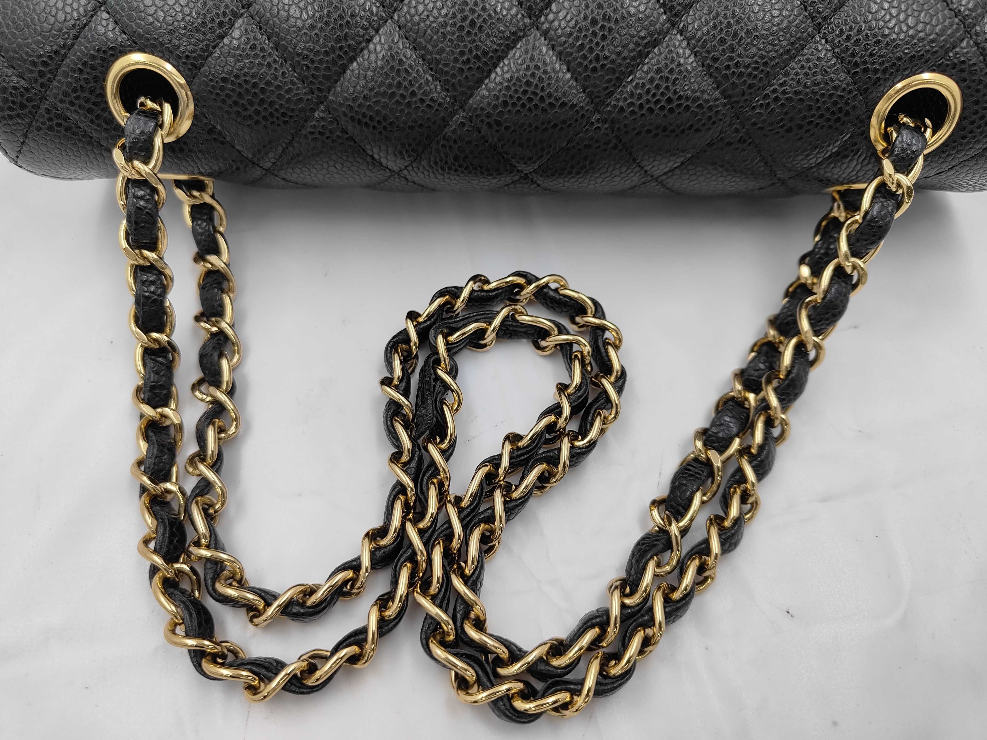 Matelassé Double Flap 25 Caviar Leather Gold Hardware Serial Number 12 Card Seal Shoulder Bag — view 3