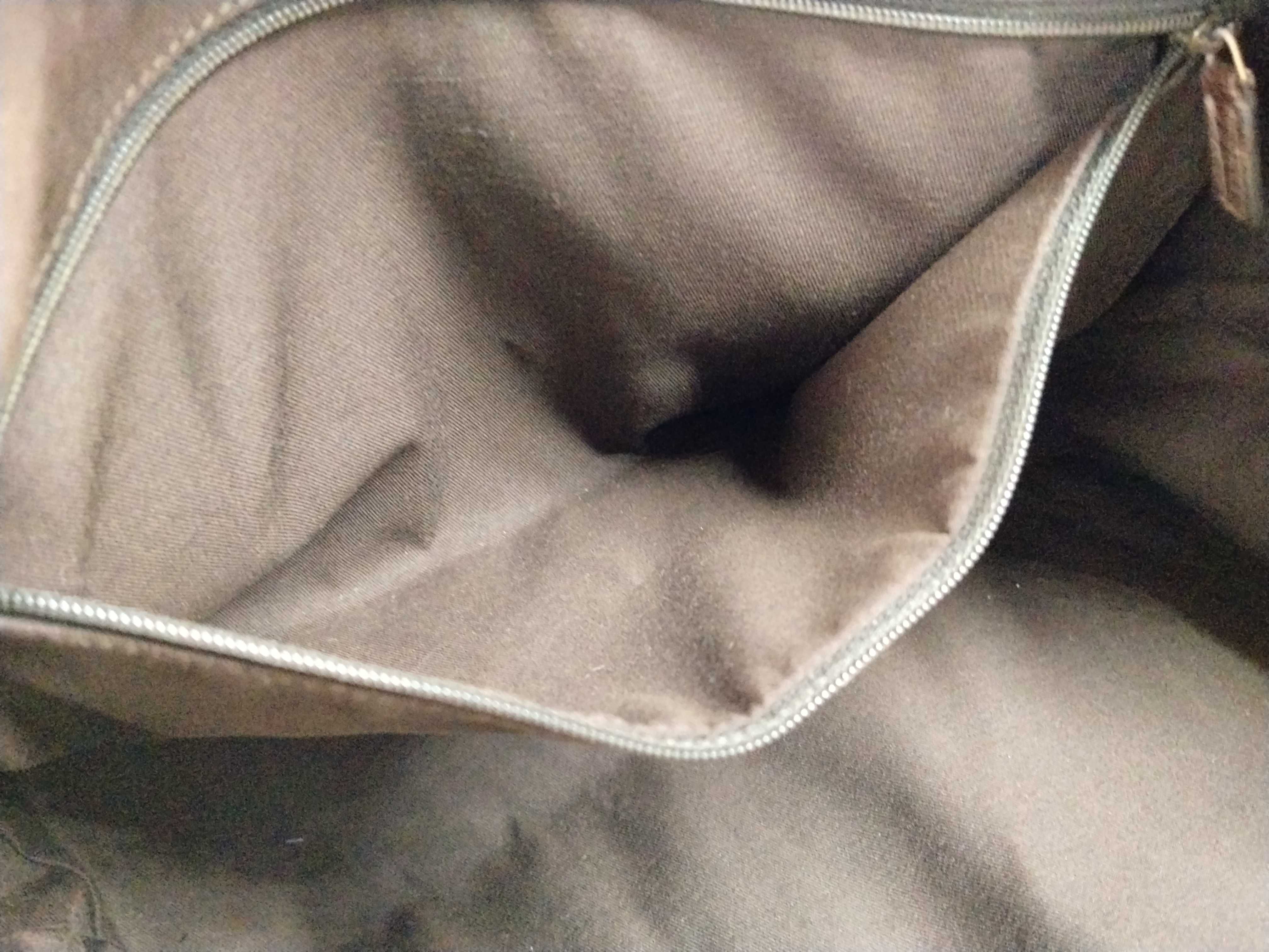 GG Canvas Handbag — view 11