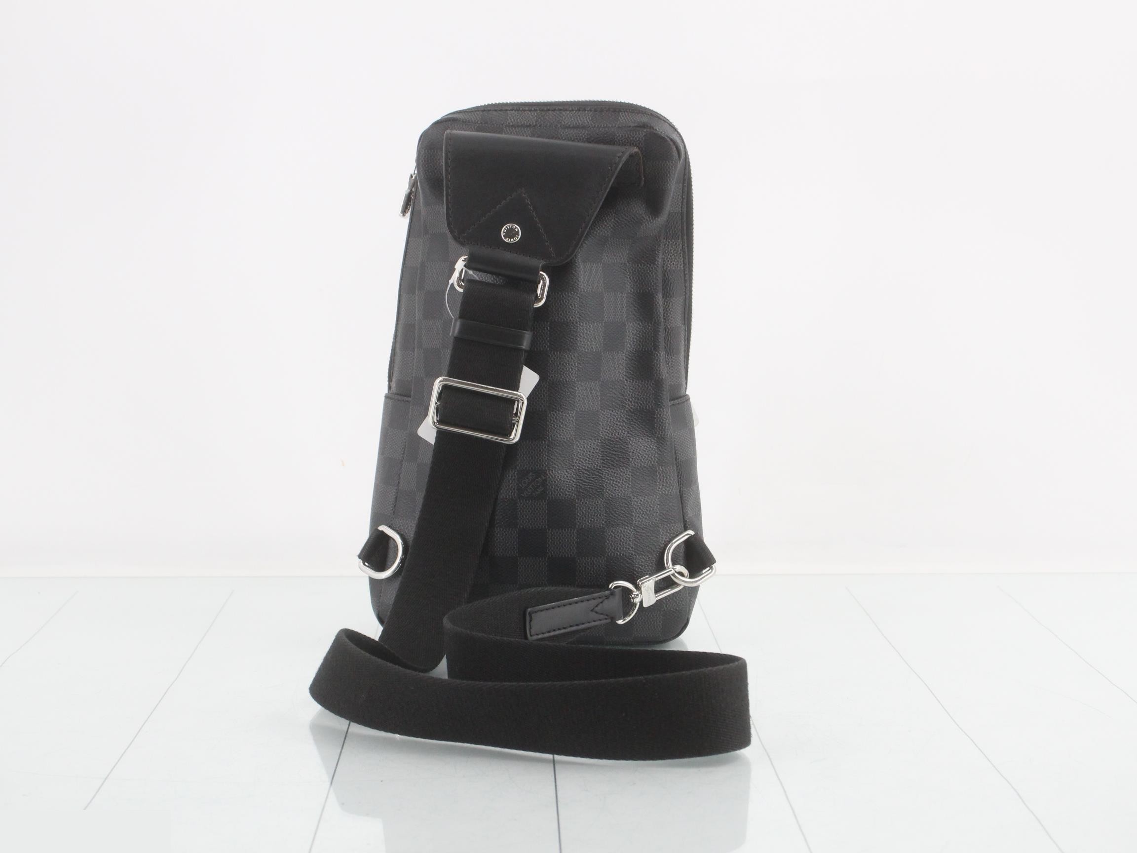 Damier Graphite Avenue Sling Bag Body Bag — view 2