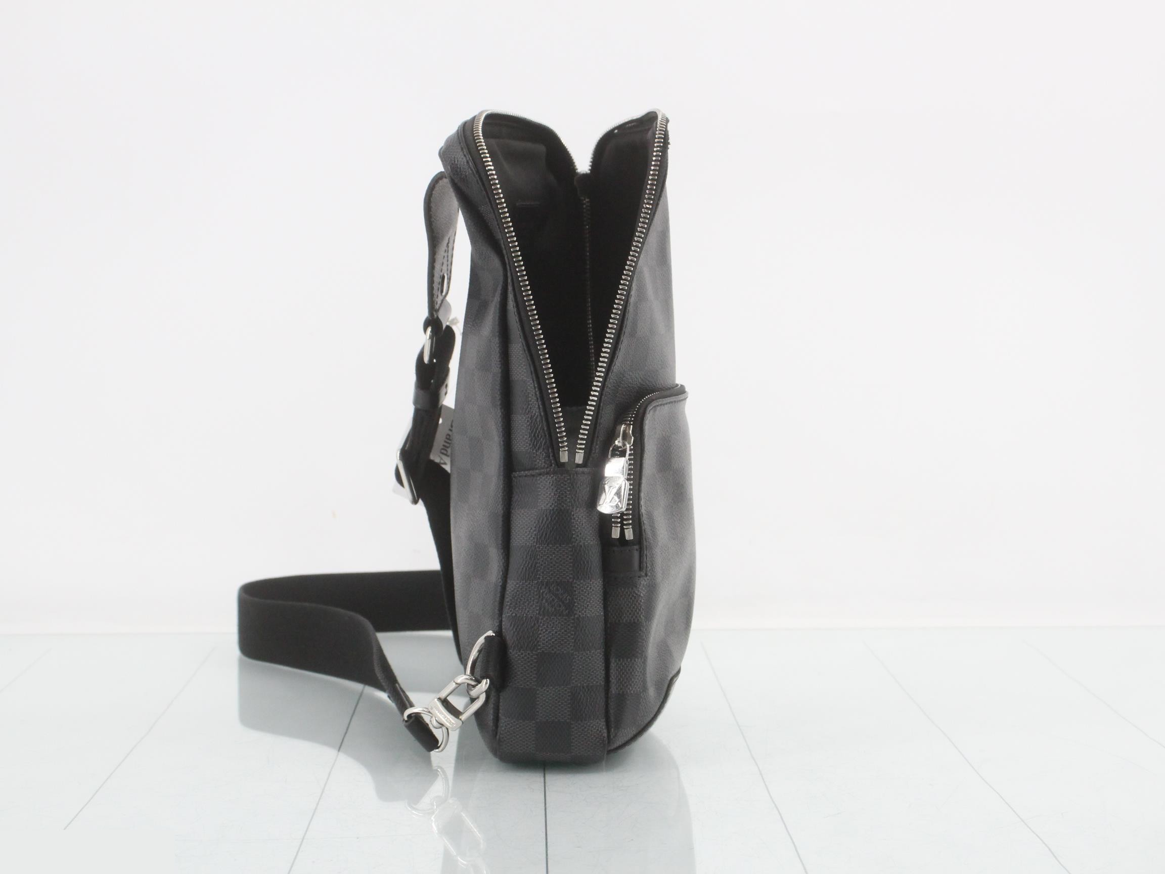 Damier Graphite Avenue Sling Bag Body Bag — view 4