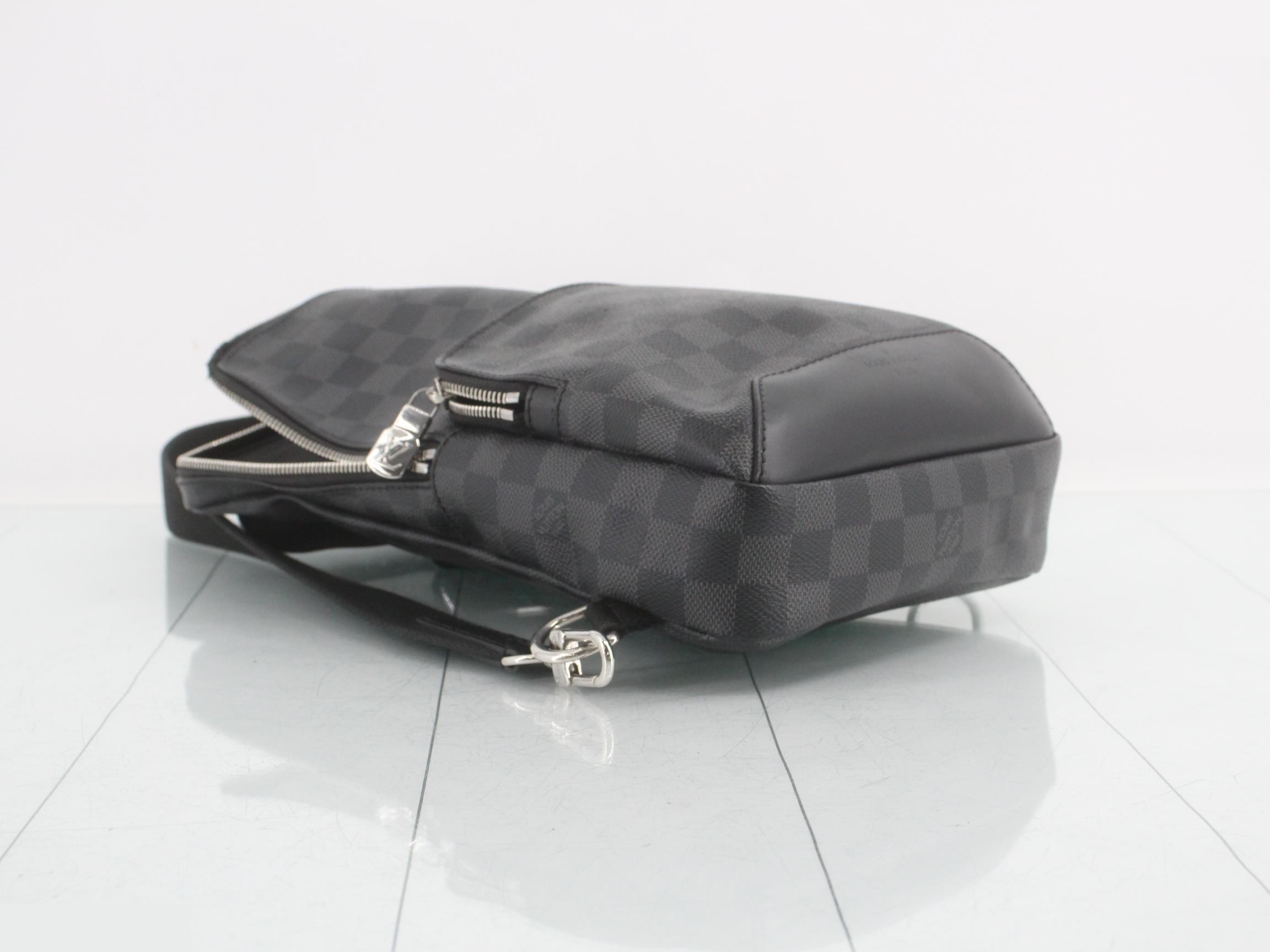 Damier Graphite Avenue Sling Bag Body Bag — view 5