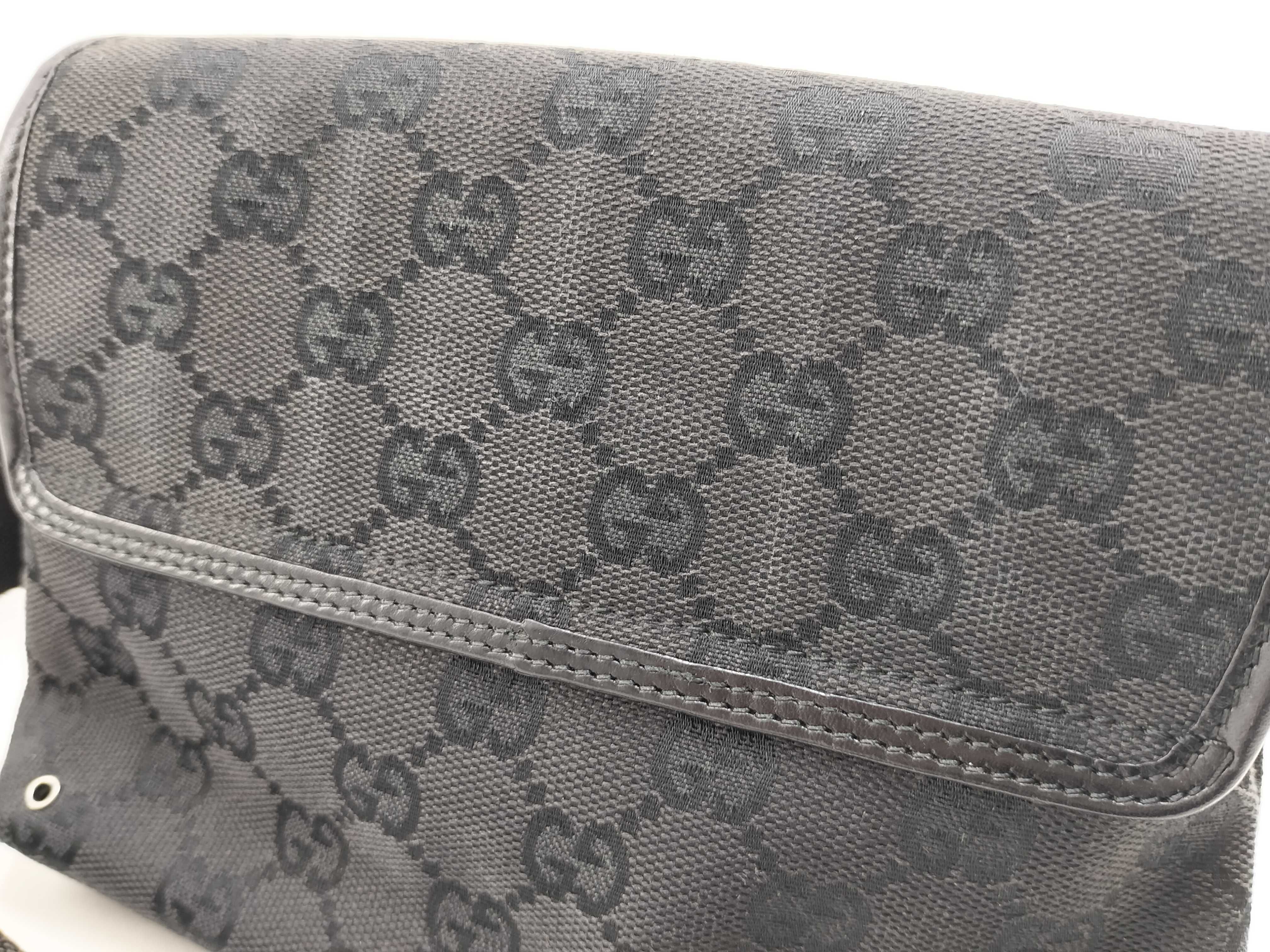 GG Canvas Shoulder Bag — view 9