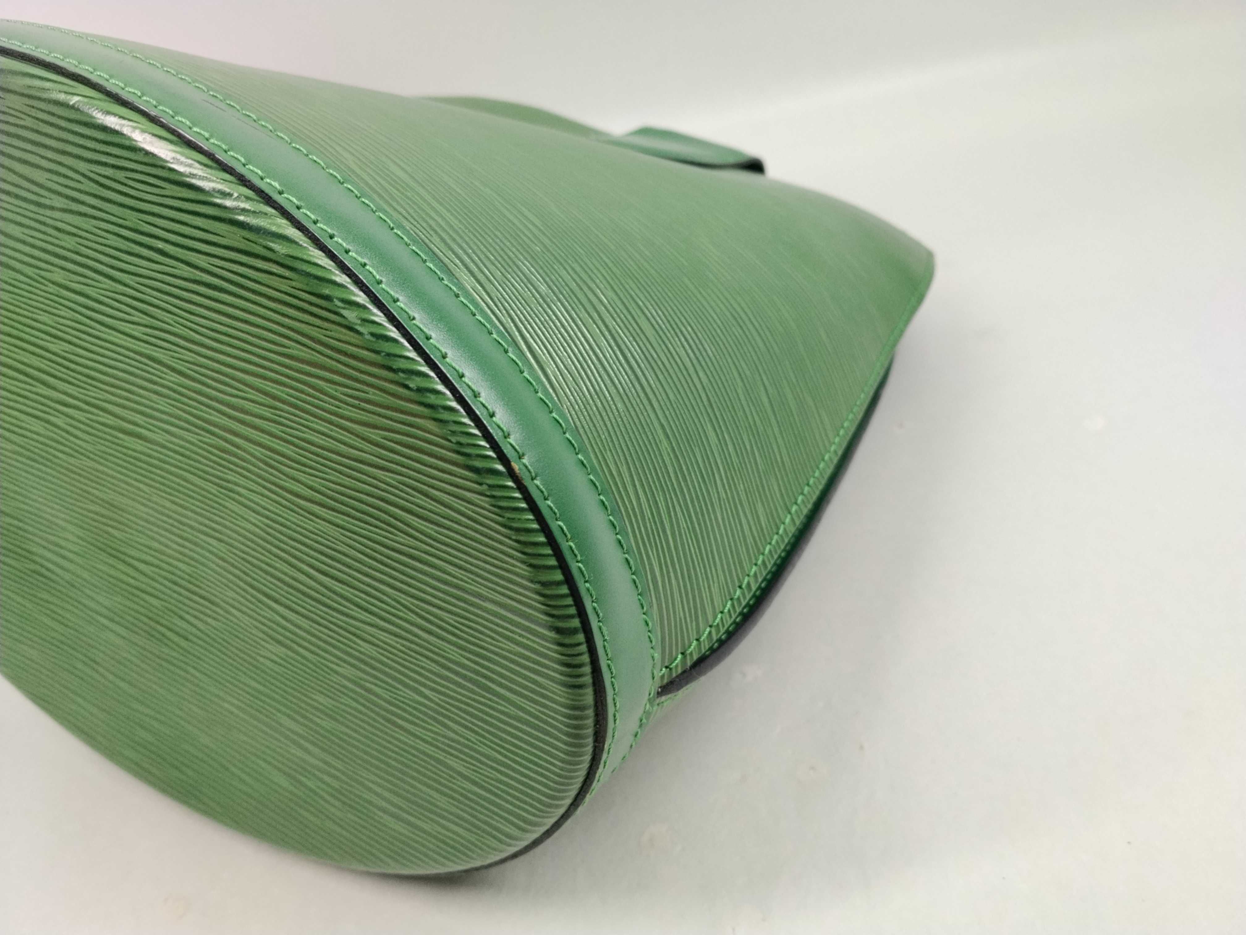 Epi Cluny Green M52254 Shoulder Bag — view 4