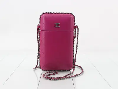 Matelassé Leather Chain Phone Holder