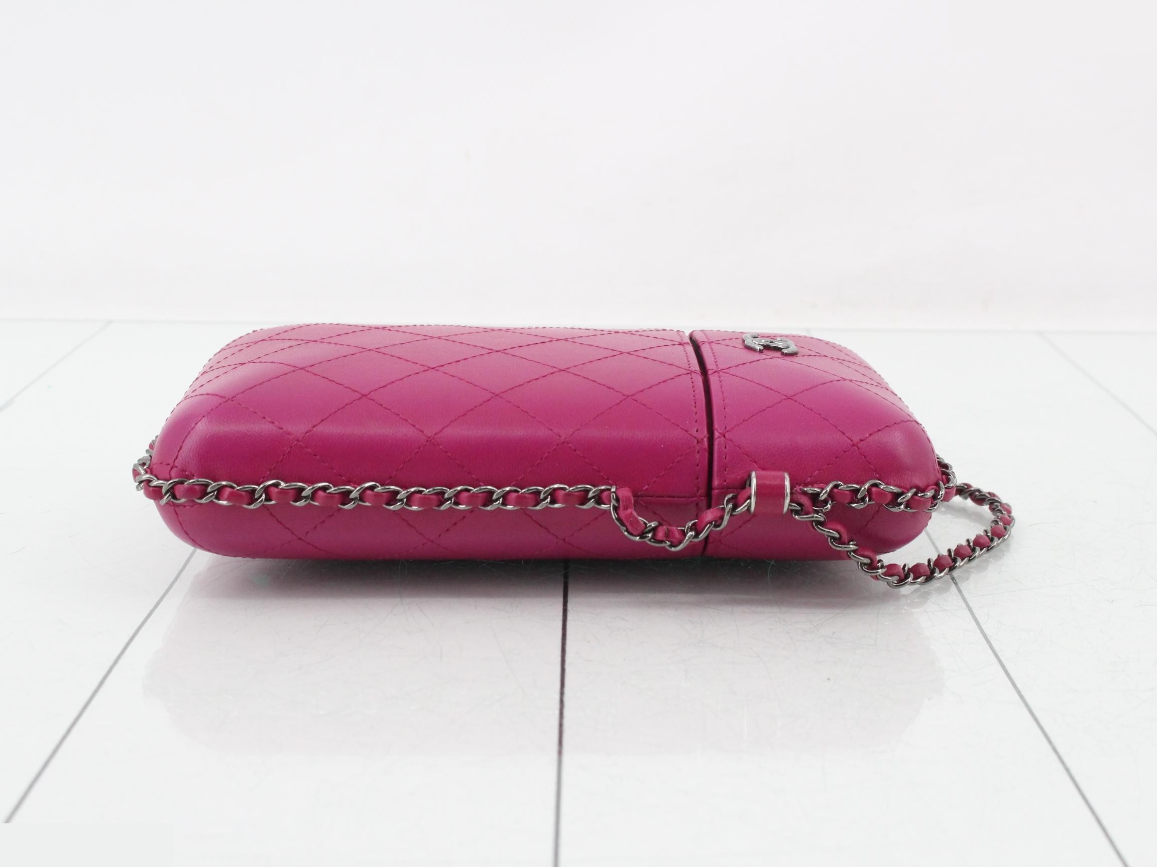 Matelassé Leather Chain Phone Holder — view 3