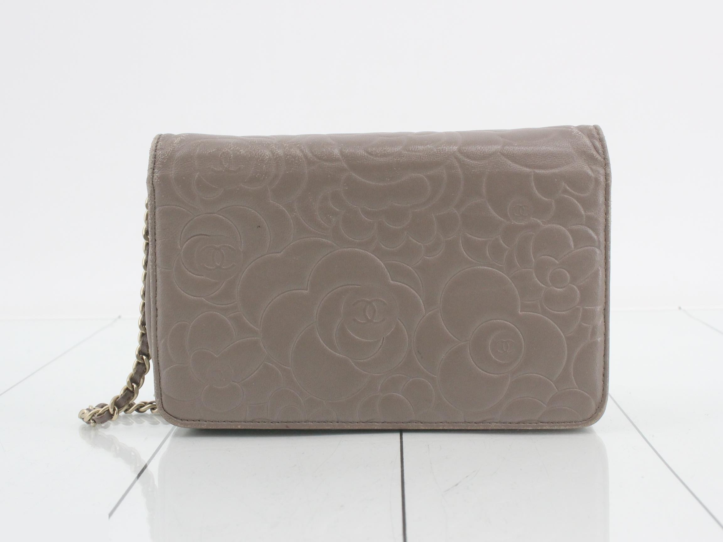 Camellia Chain Wallet, Lambskin, Gold Hardware — view 2