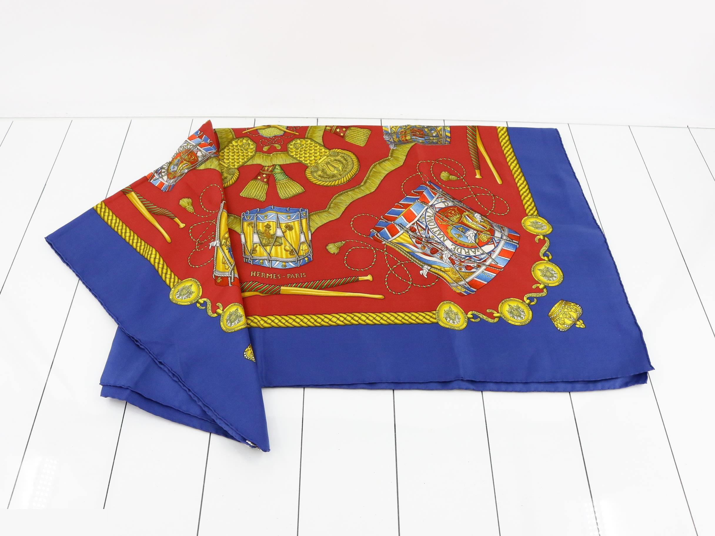 Carré 90 Tambour Drum Silk Scarf — view 3