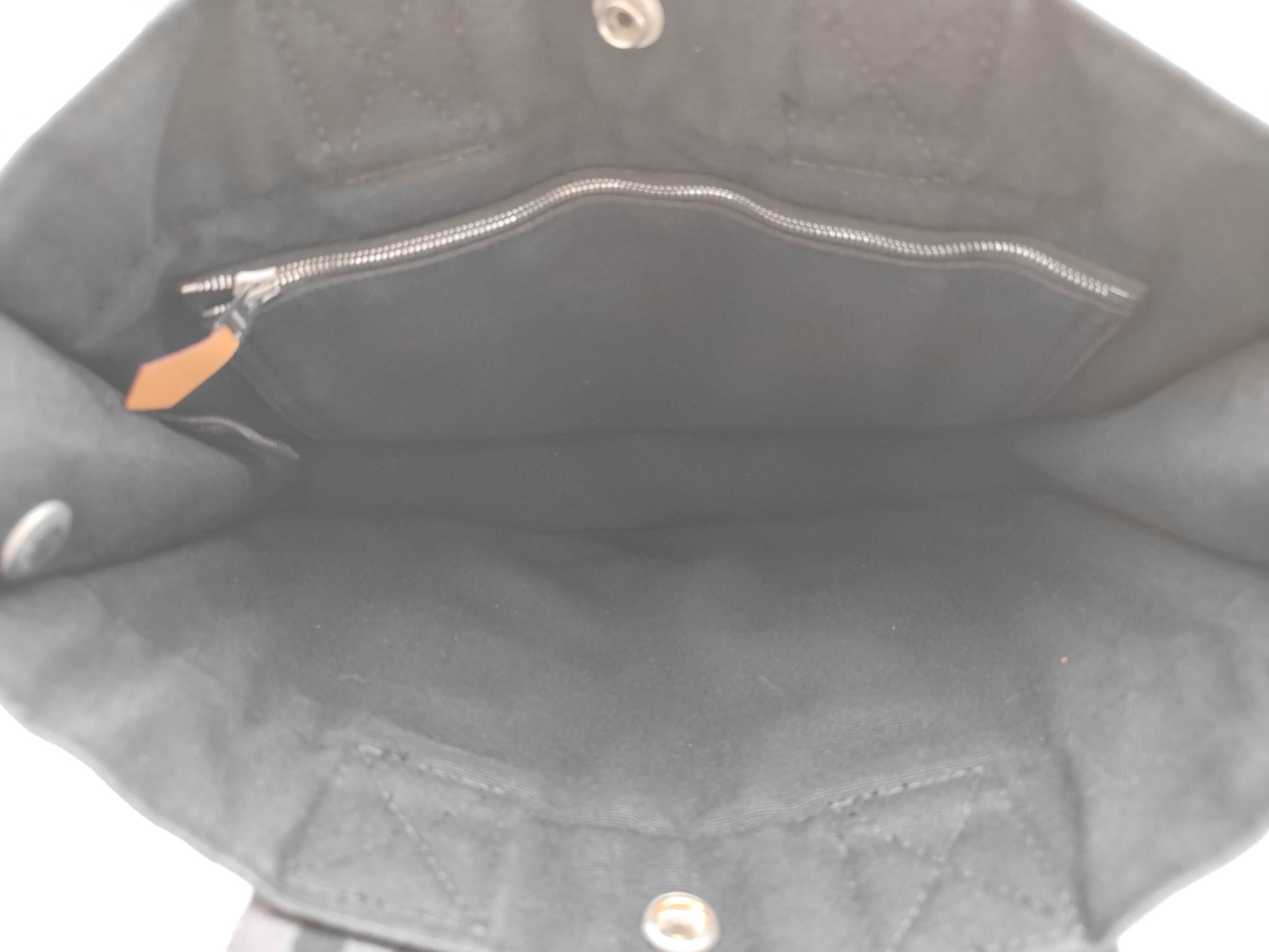 Fourre-Tout PM Tote Bag — view 9