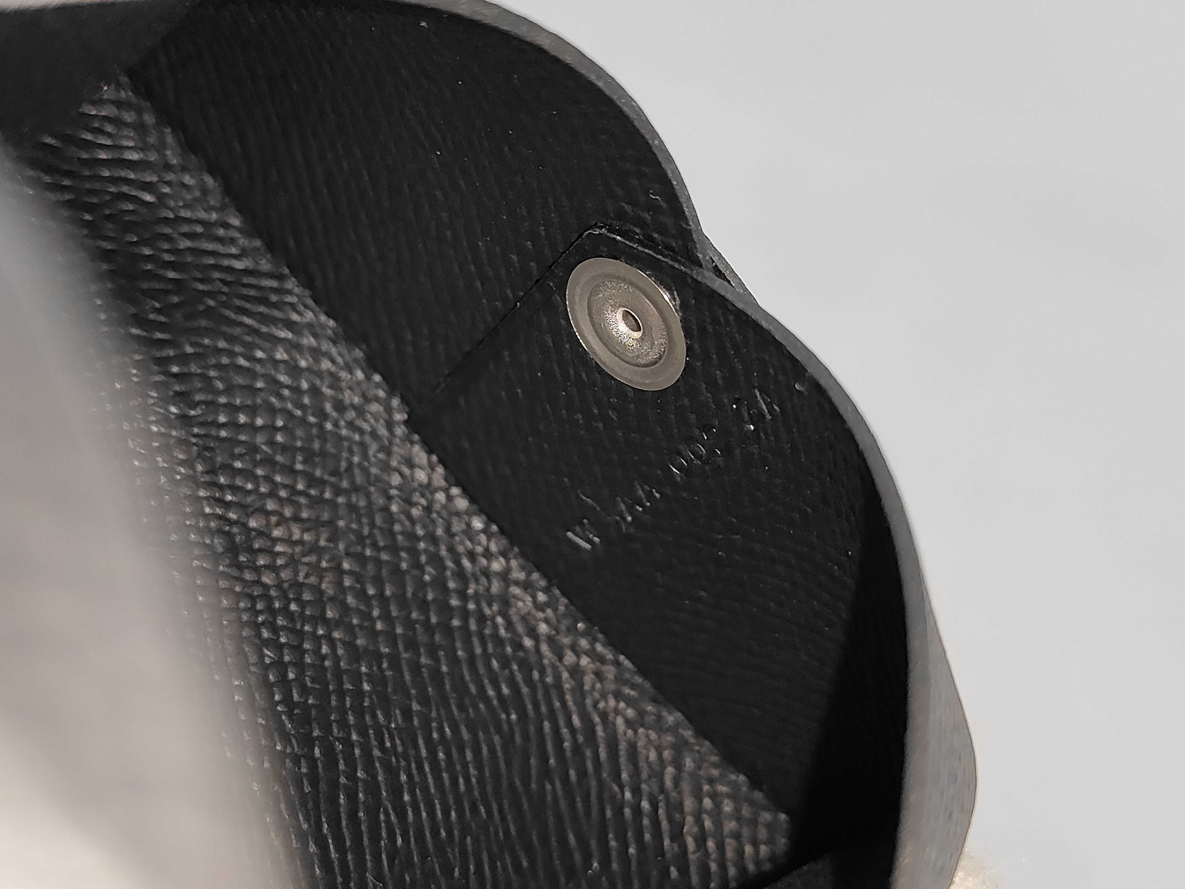 Calvi W-stamped card case — view 7