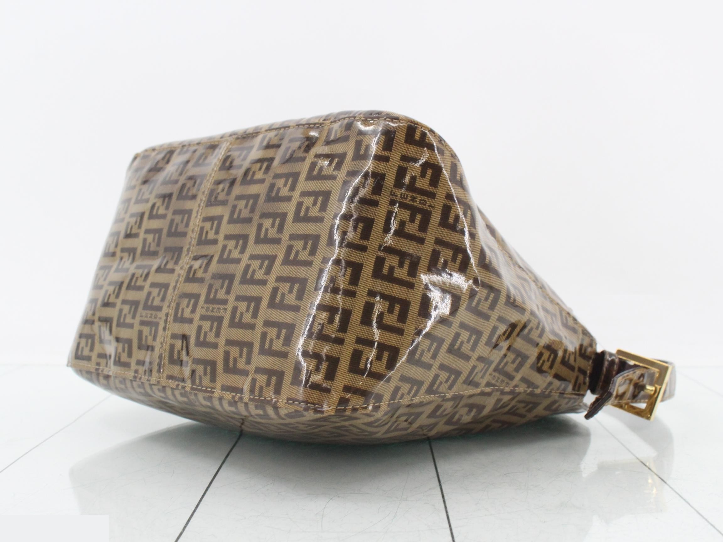 ZUCCA Mamma Bucket Shoulder Bag — view 6