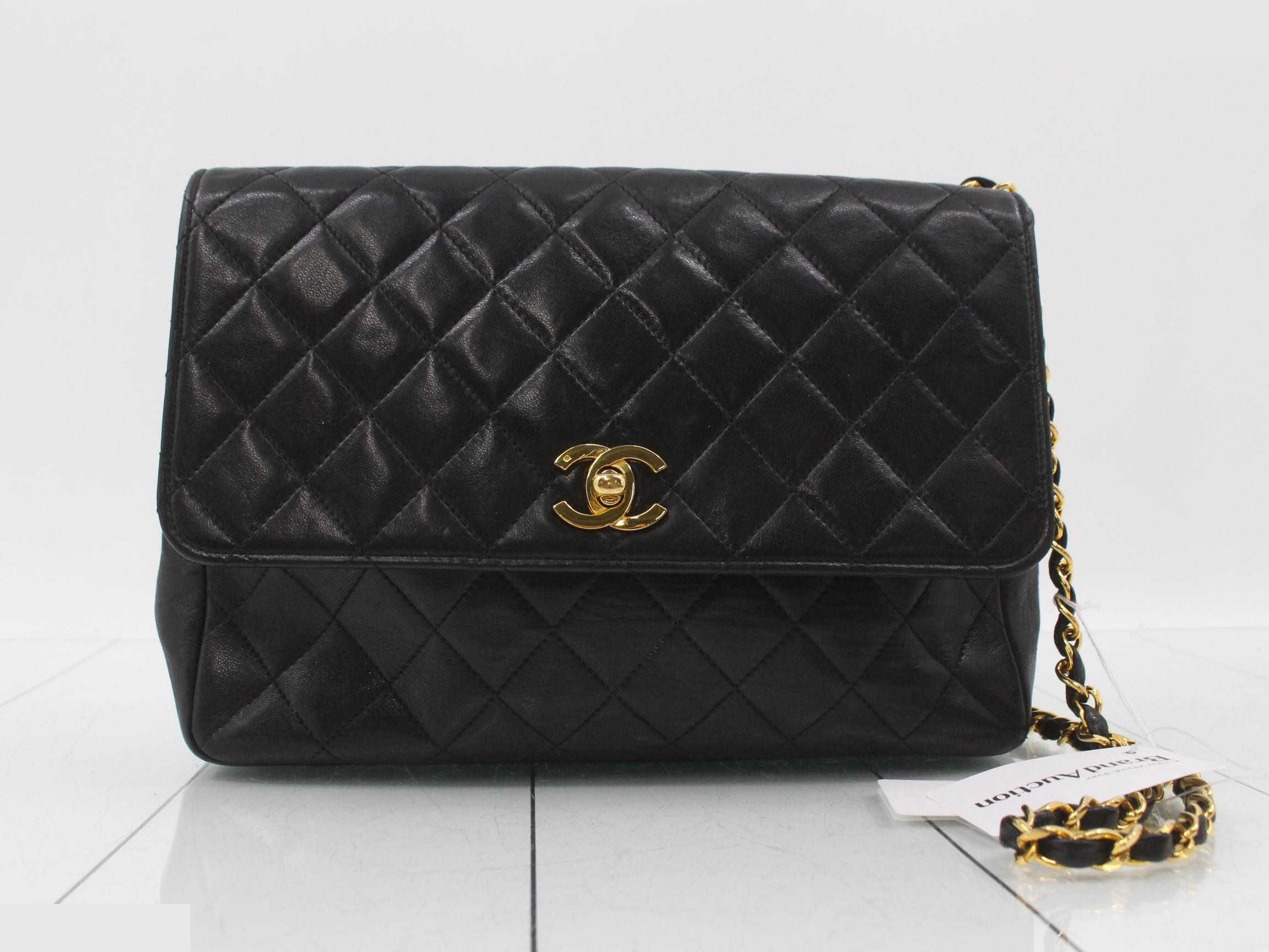 Matelassé Shoulder Bag