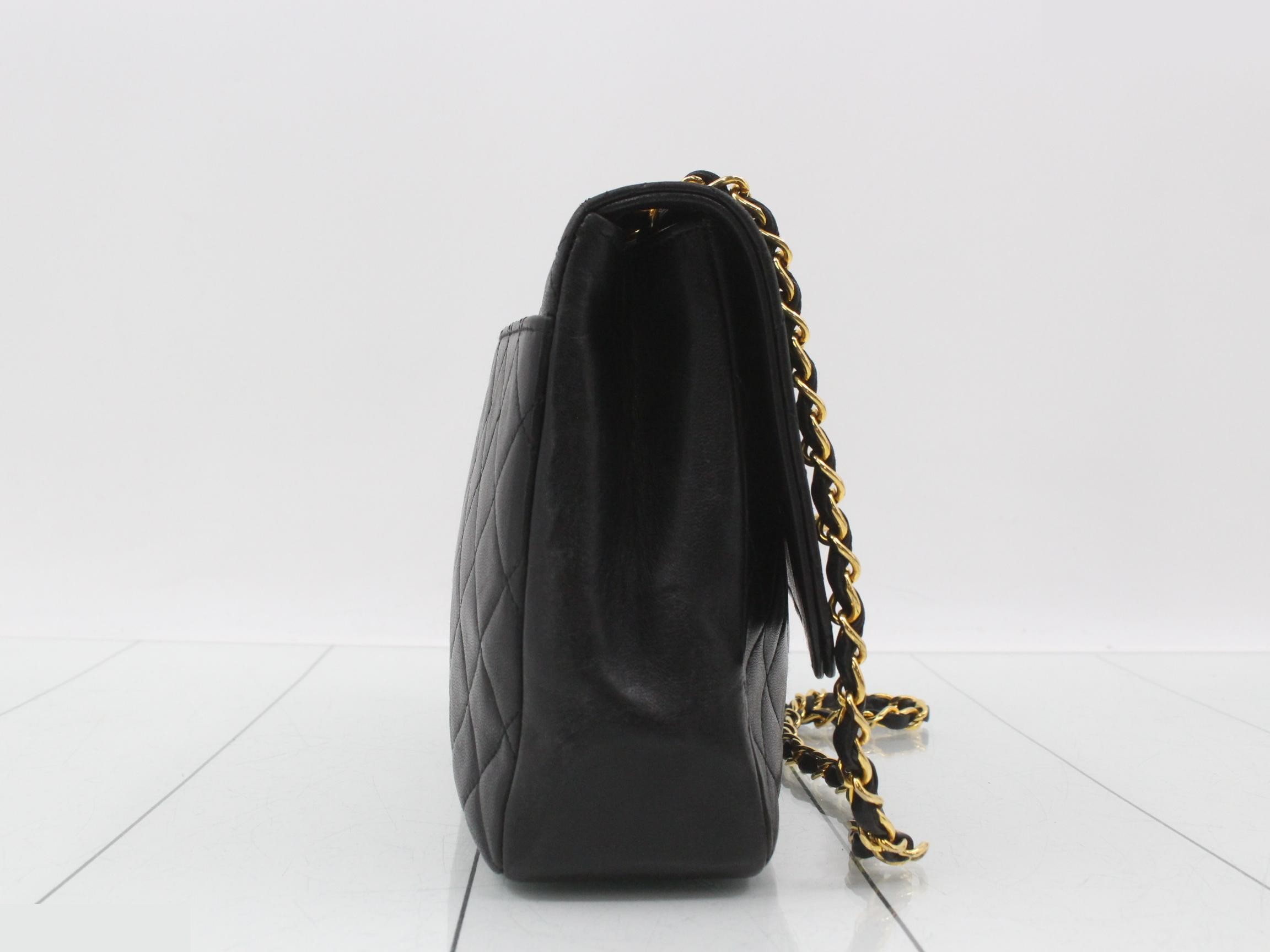 Matelassé Shoulder Bag — view 4