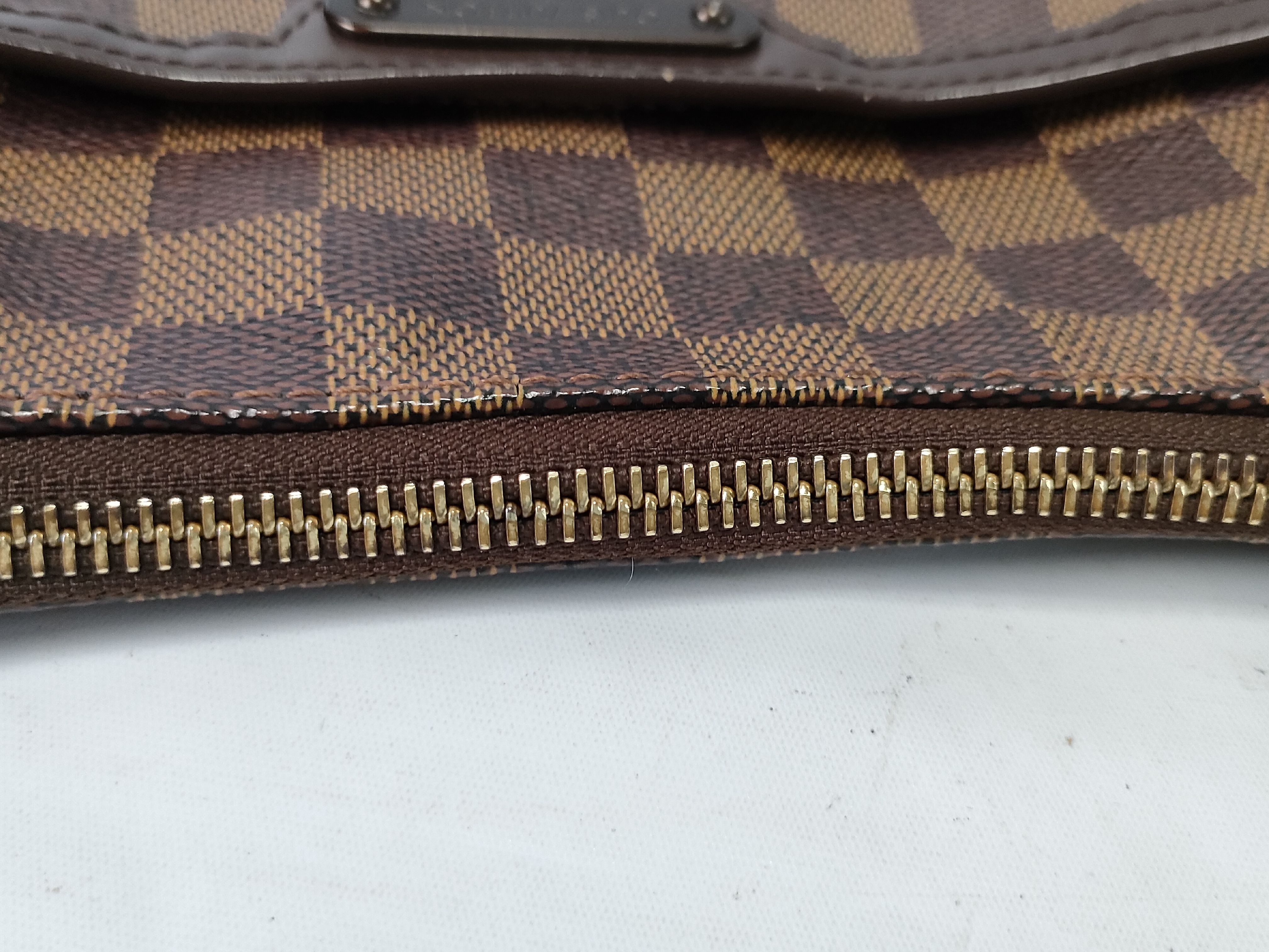 Damier N42251 Bloomsbury PM Shoulder Bag — view 9