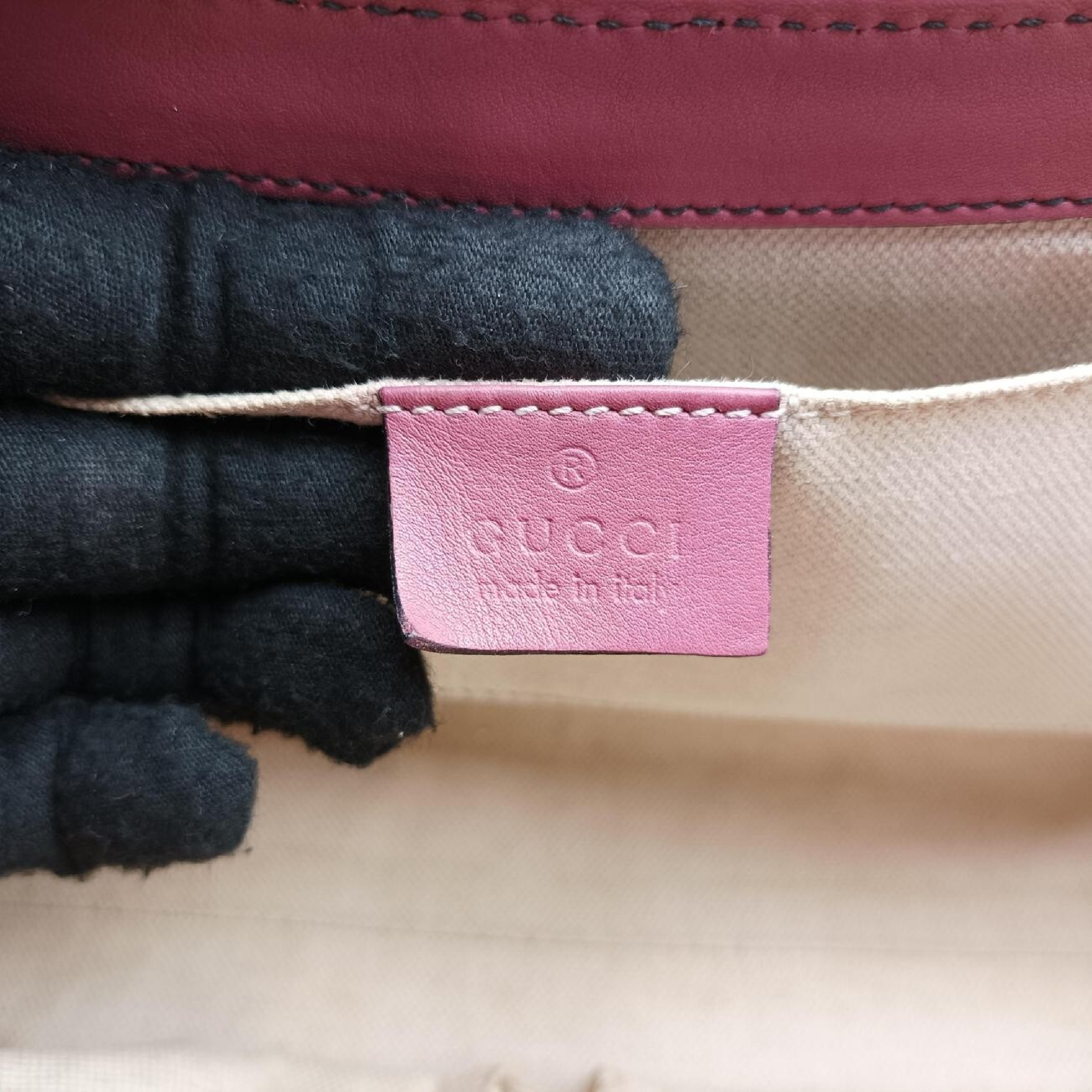 Emily Pink Leather Shoulder Bag (Serial Number Unknown) 295402 — view 7