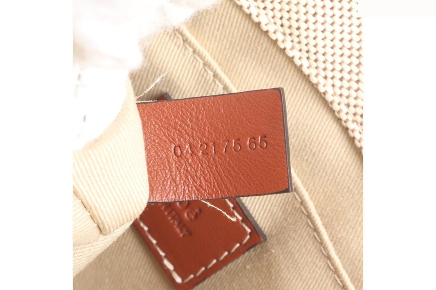 Paddington (Bag) - Shoulder Bag — view 10