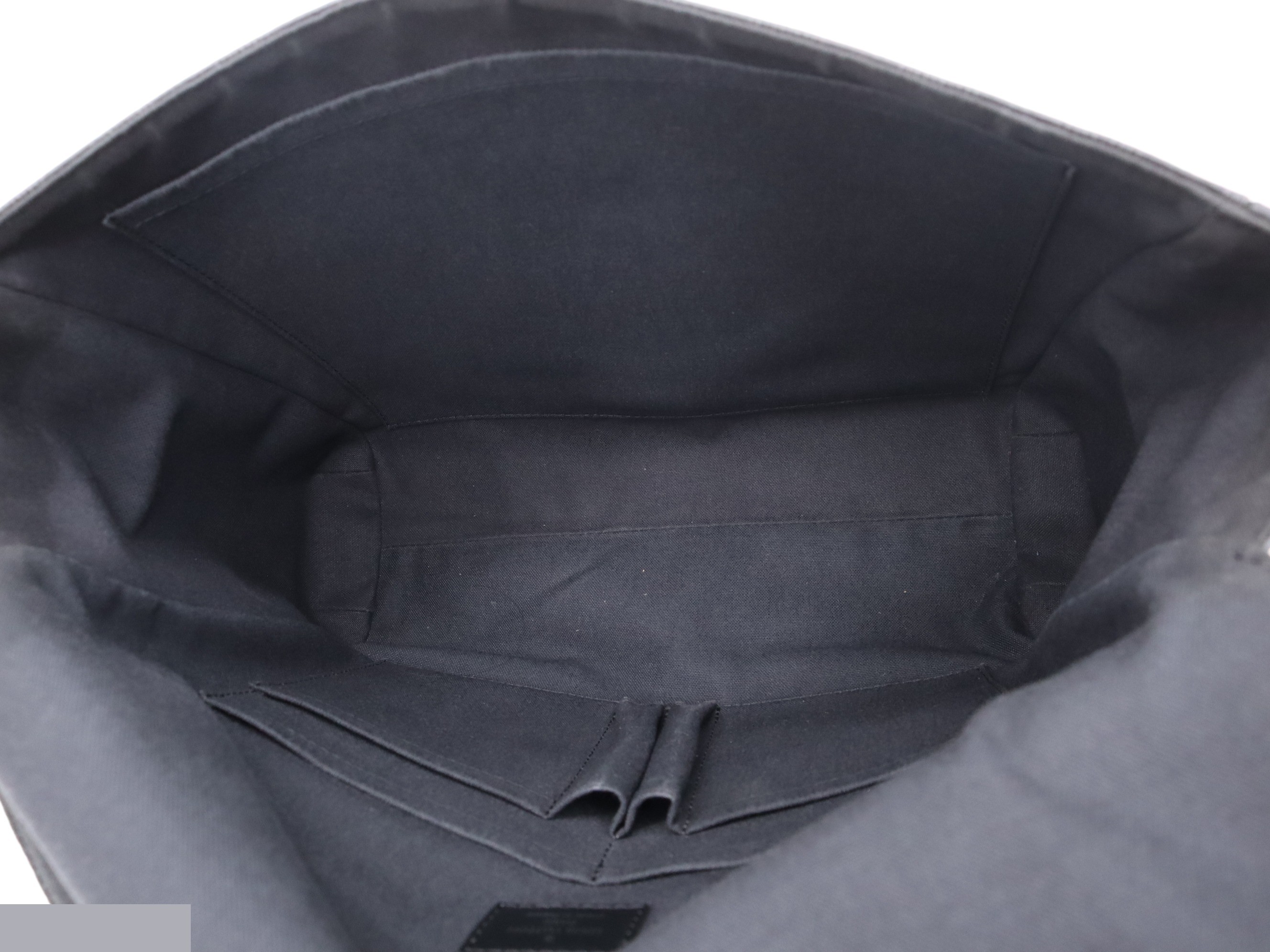 Damier Graphite Messenger PM — view 7