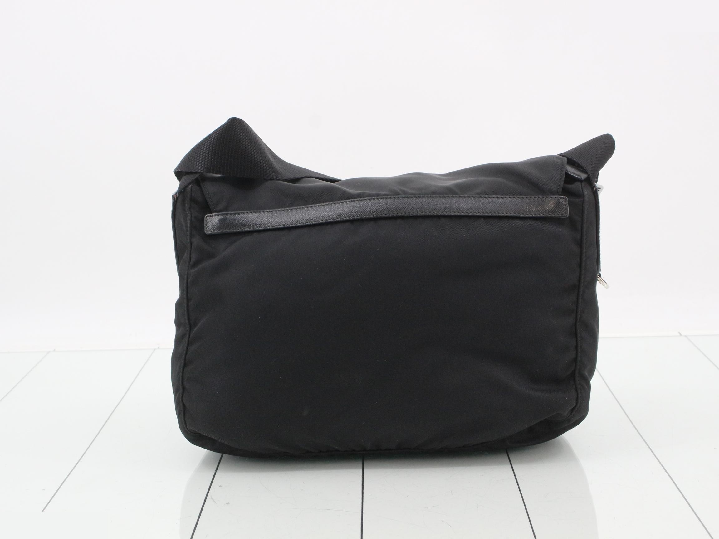 Nylon shoulder bag — view 2