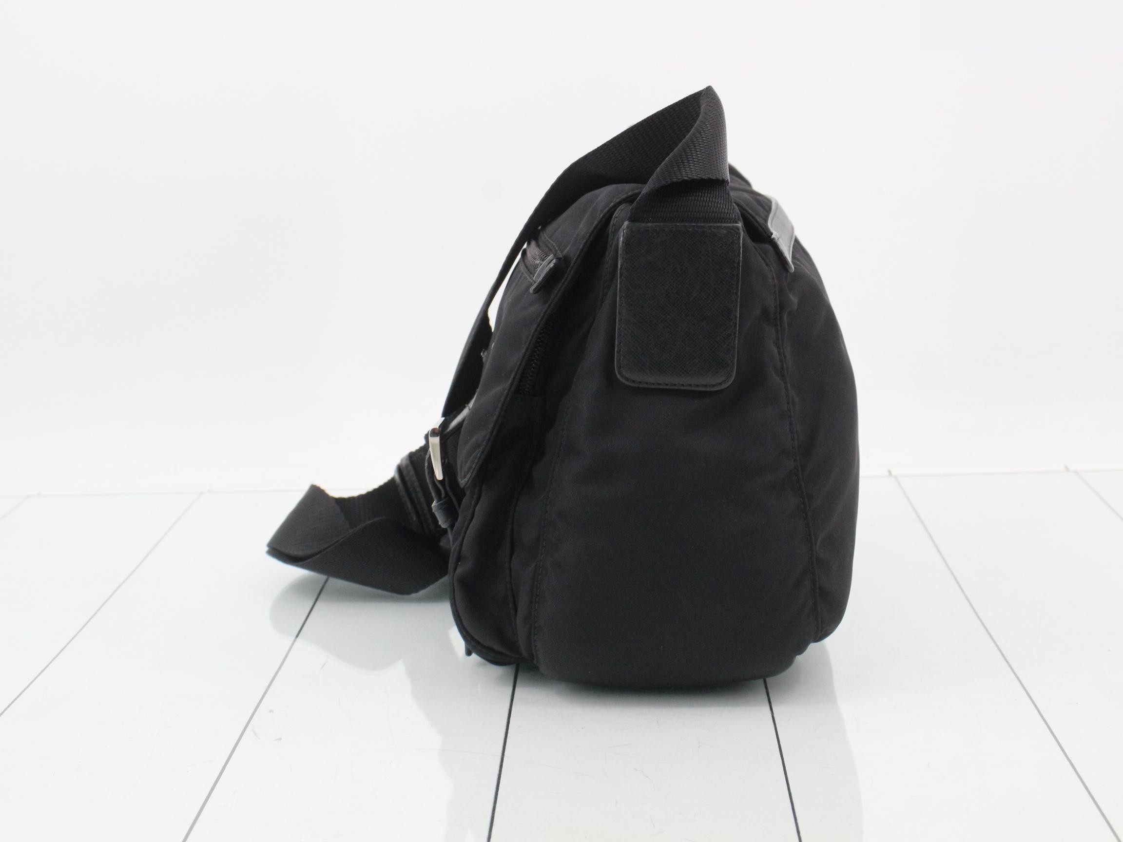Nylon shoulder bag — view 3