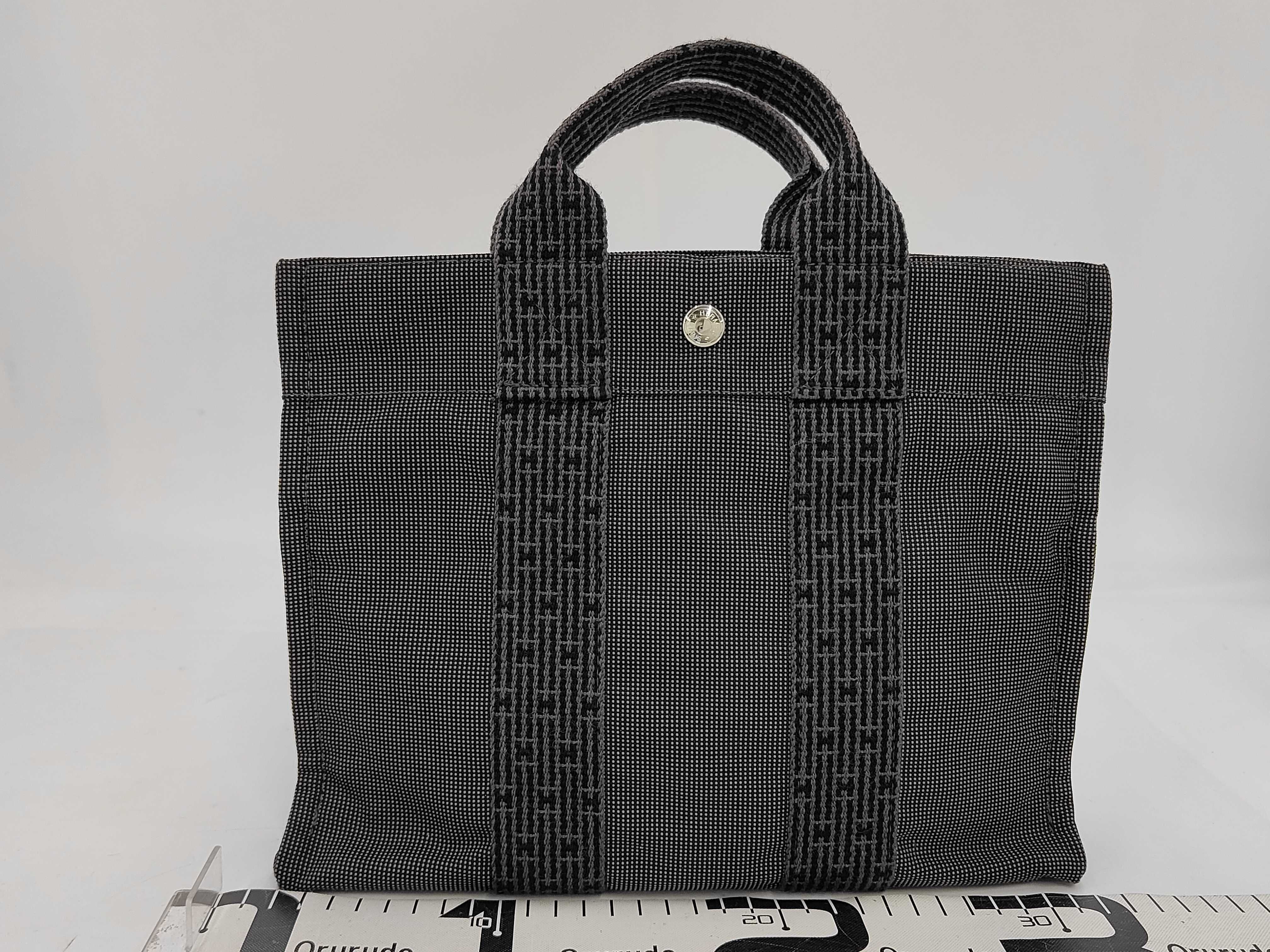 handbag — view 2