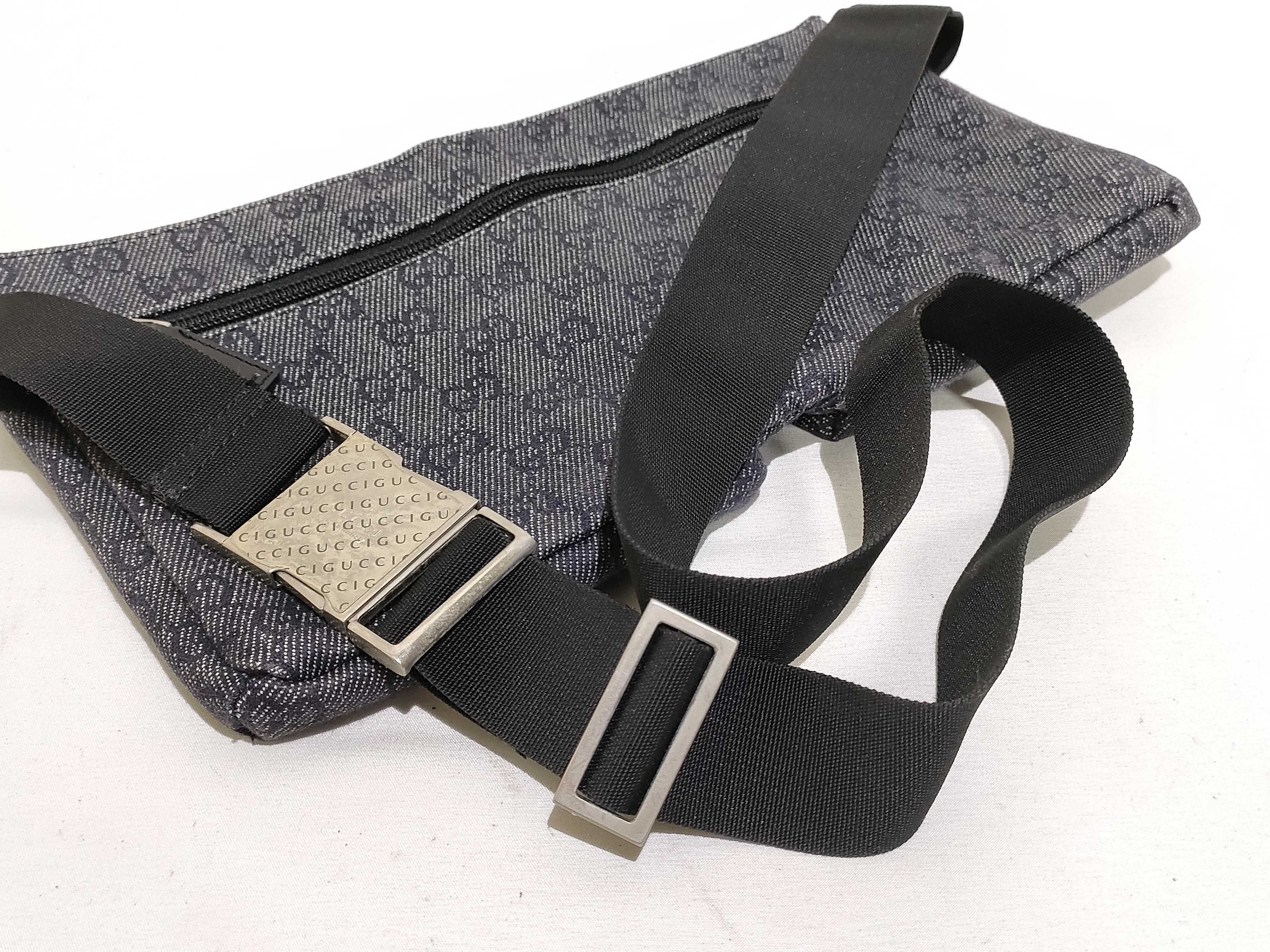GG Canvas Waist Bag Shoulder Bag — view 3
