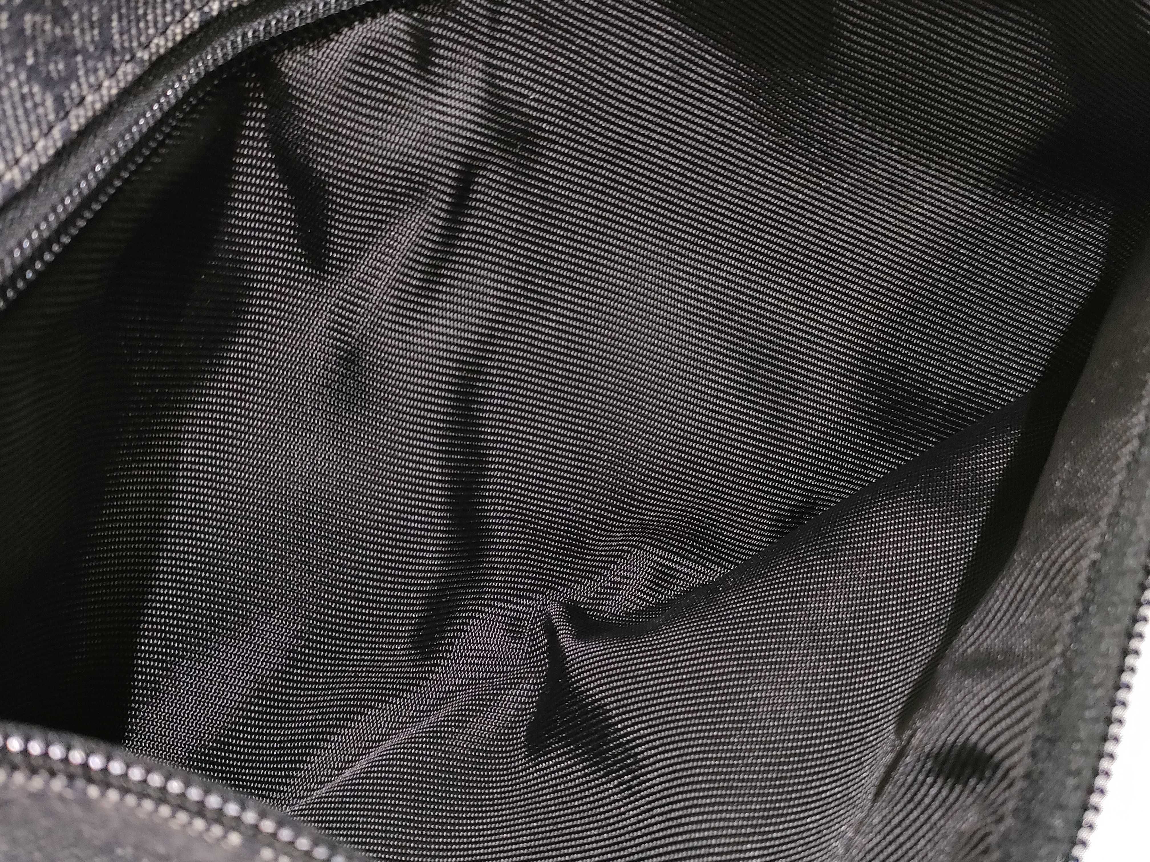 GG Canvas Waist Bag Shoulder Bag — view 9