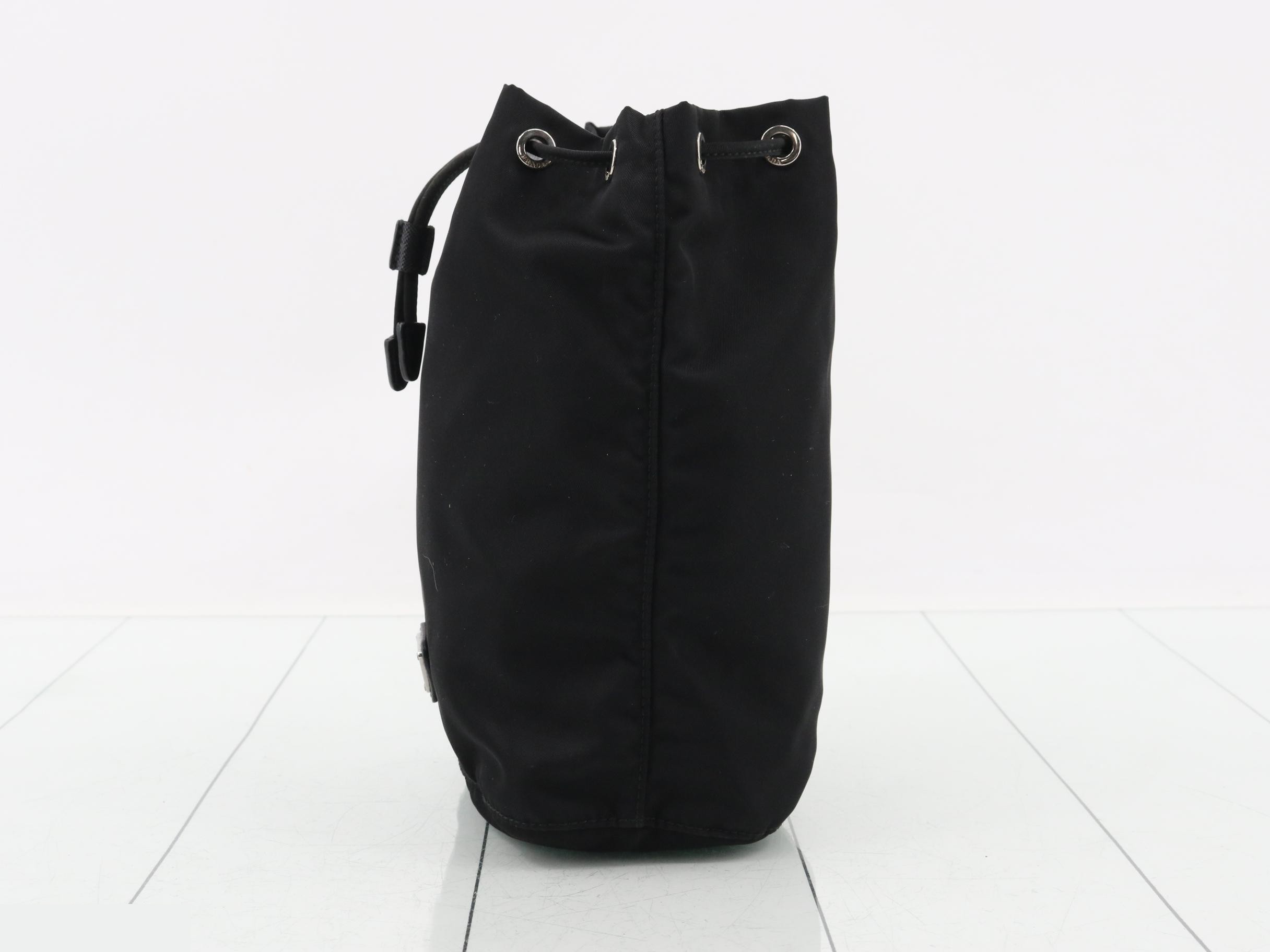Tessuto Nylon Drawstring Bag — view 3