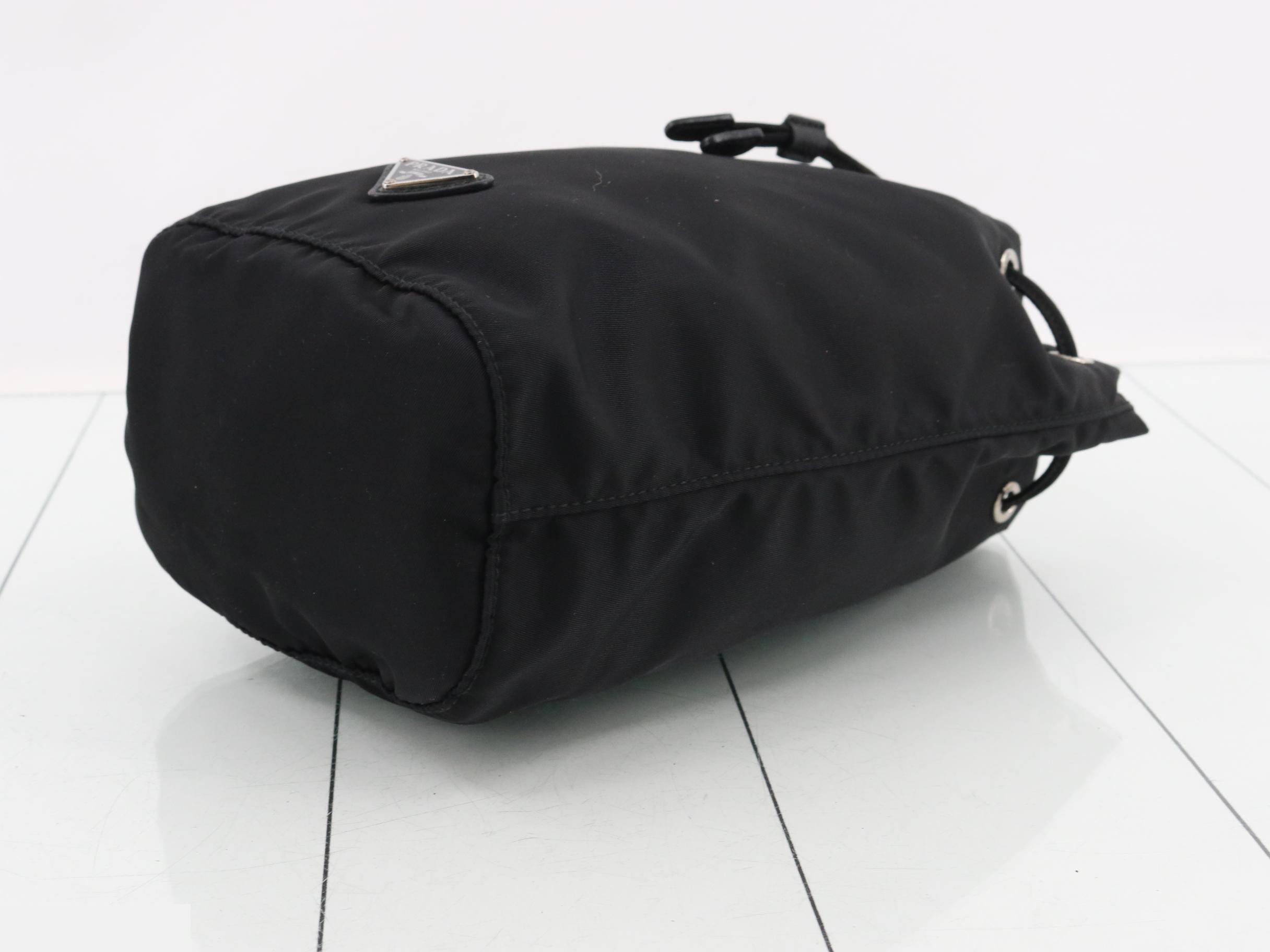 Tessuto Nylon Drawstring Bag — view 6