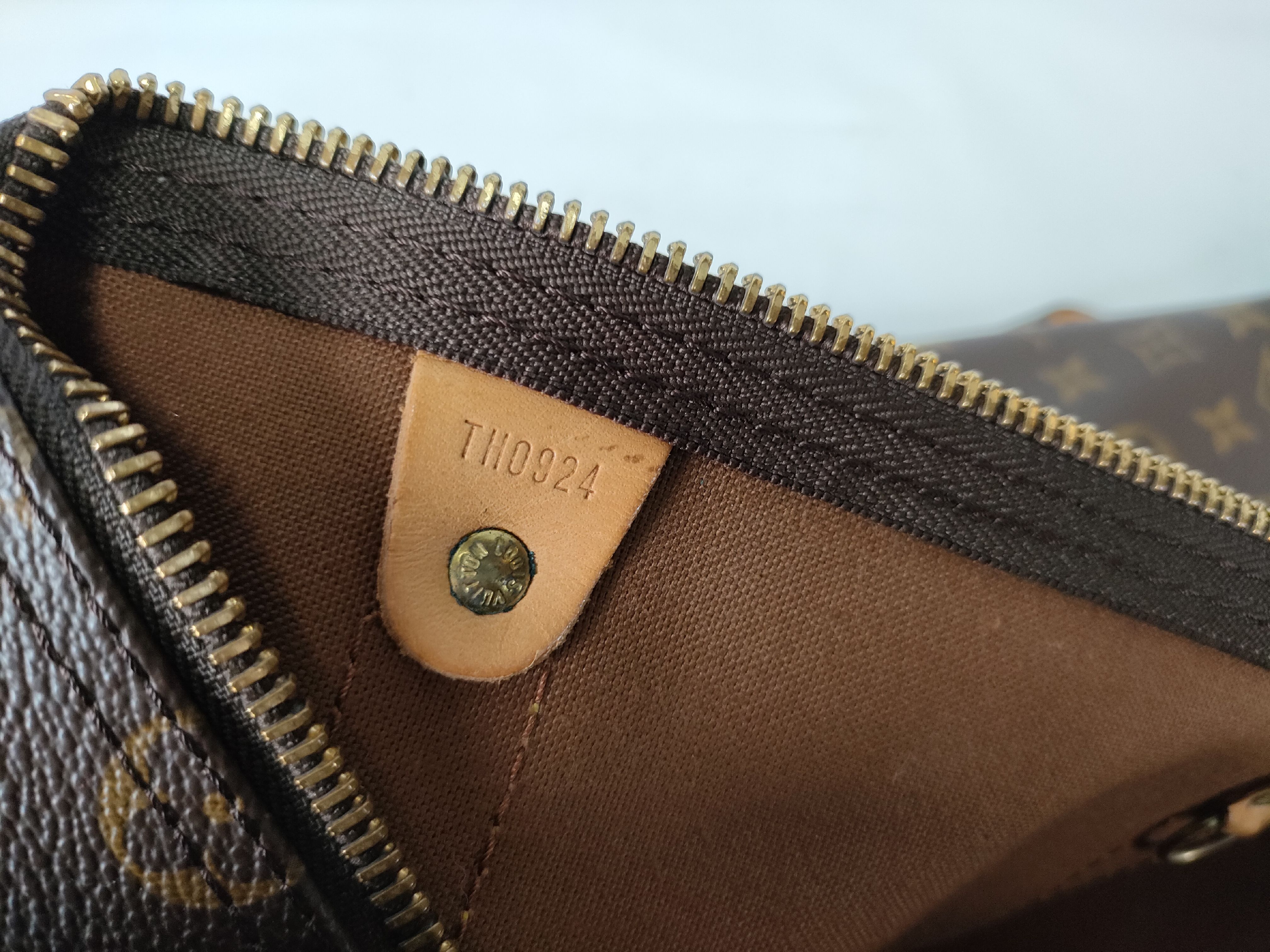 Monogram Vuitton Keepall Bandoulière 55 Boston Bag — view 15