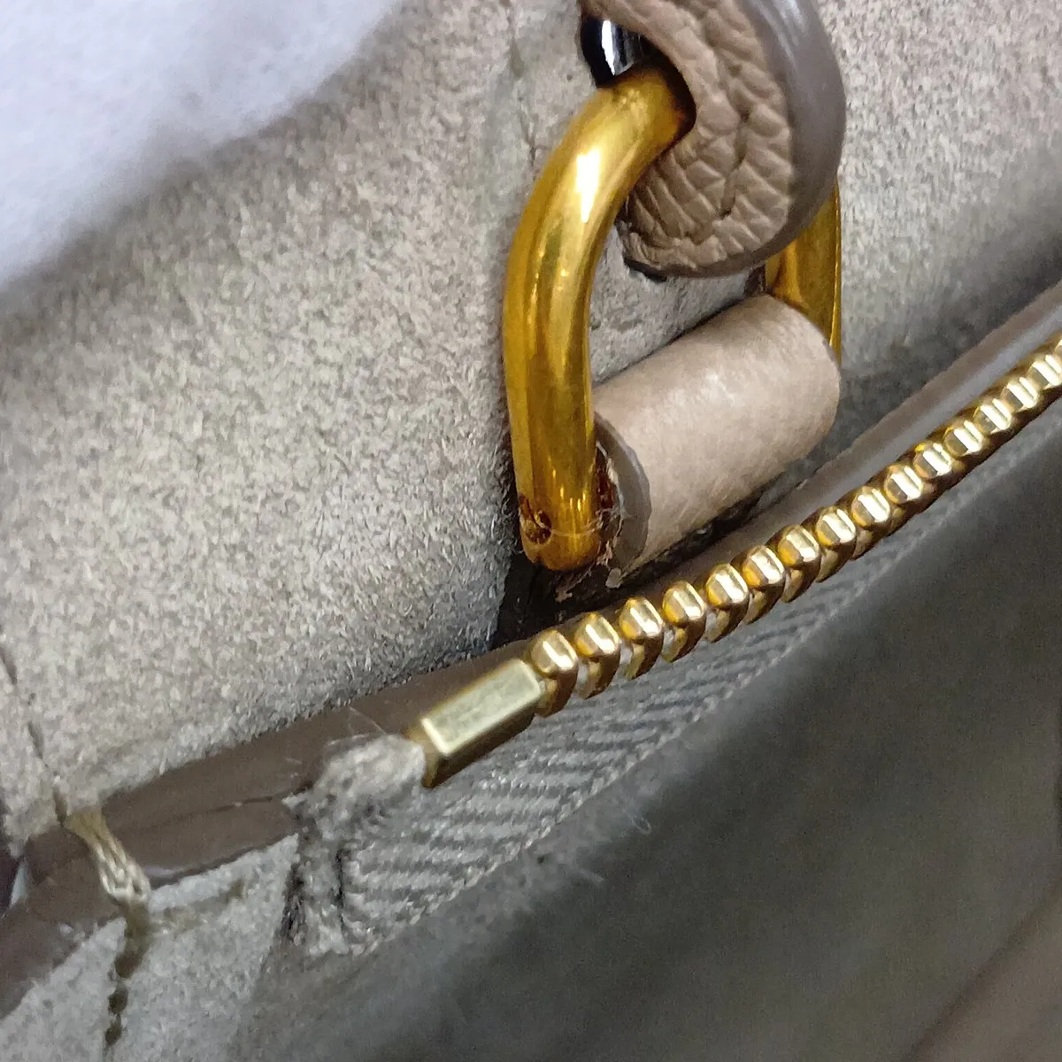 Belt Bag Nano Leather 2-Way Handbag Beige — view 11