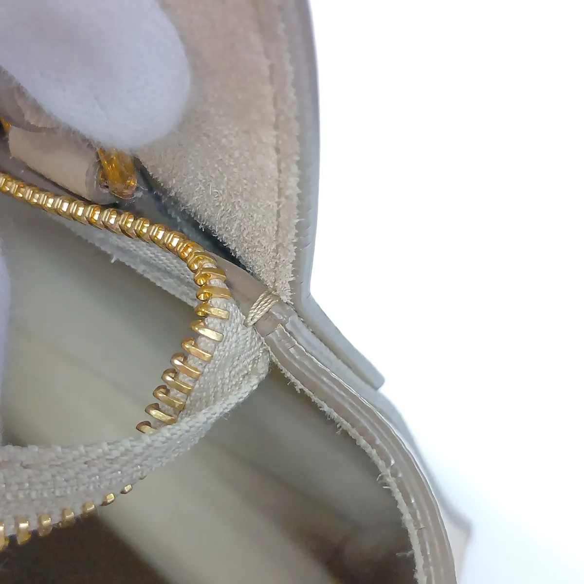 Belt Bag Nano Leather 2-Way Handbag Beige — view 14
