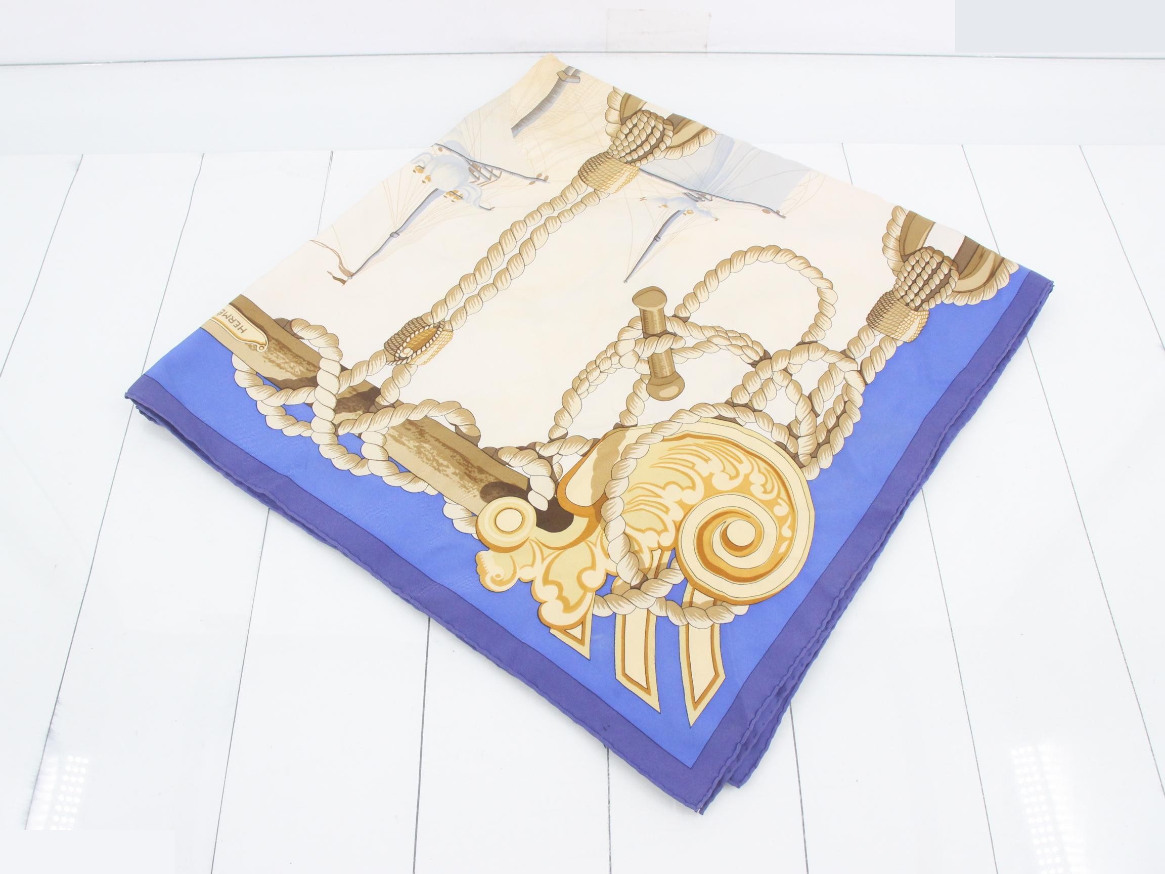 Carre 90 Blue/White — view 2